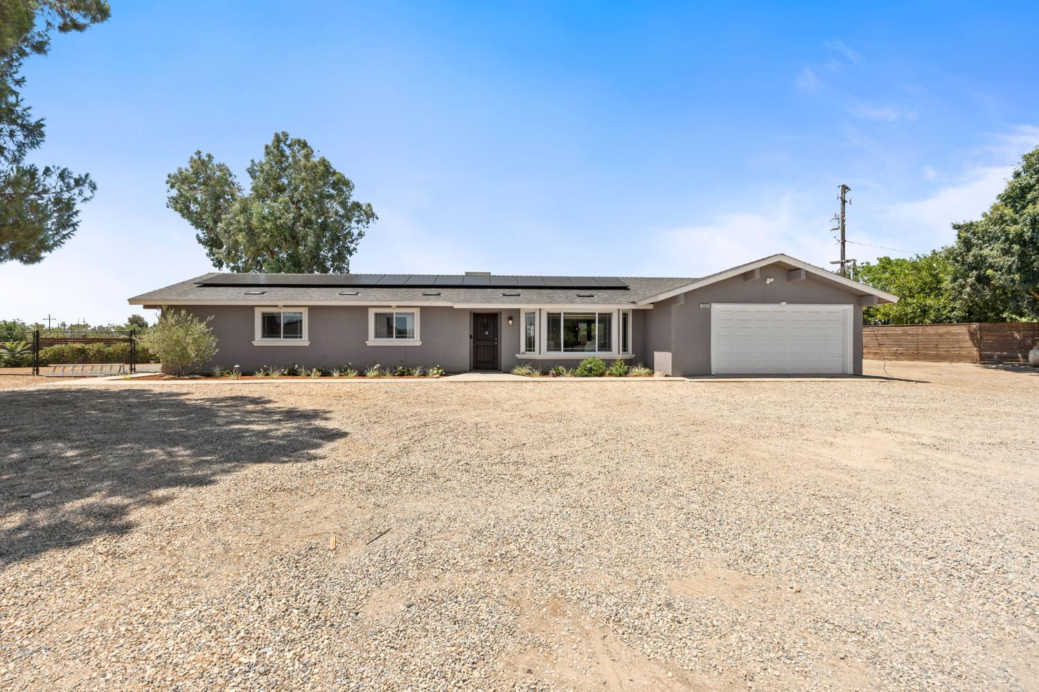 35640 John Albert Dr, Madera, CA 93636