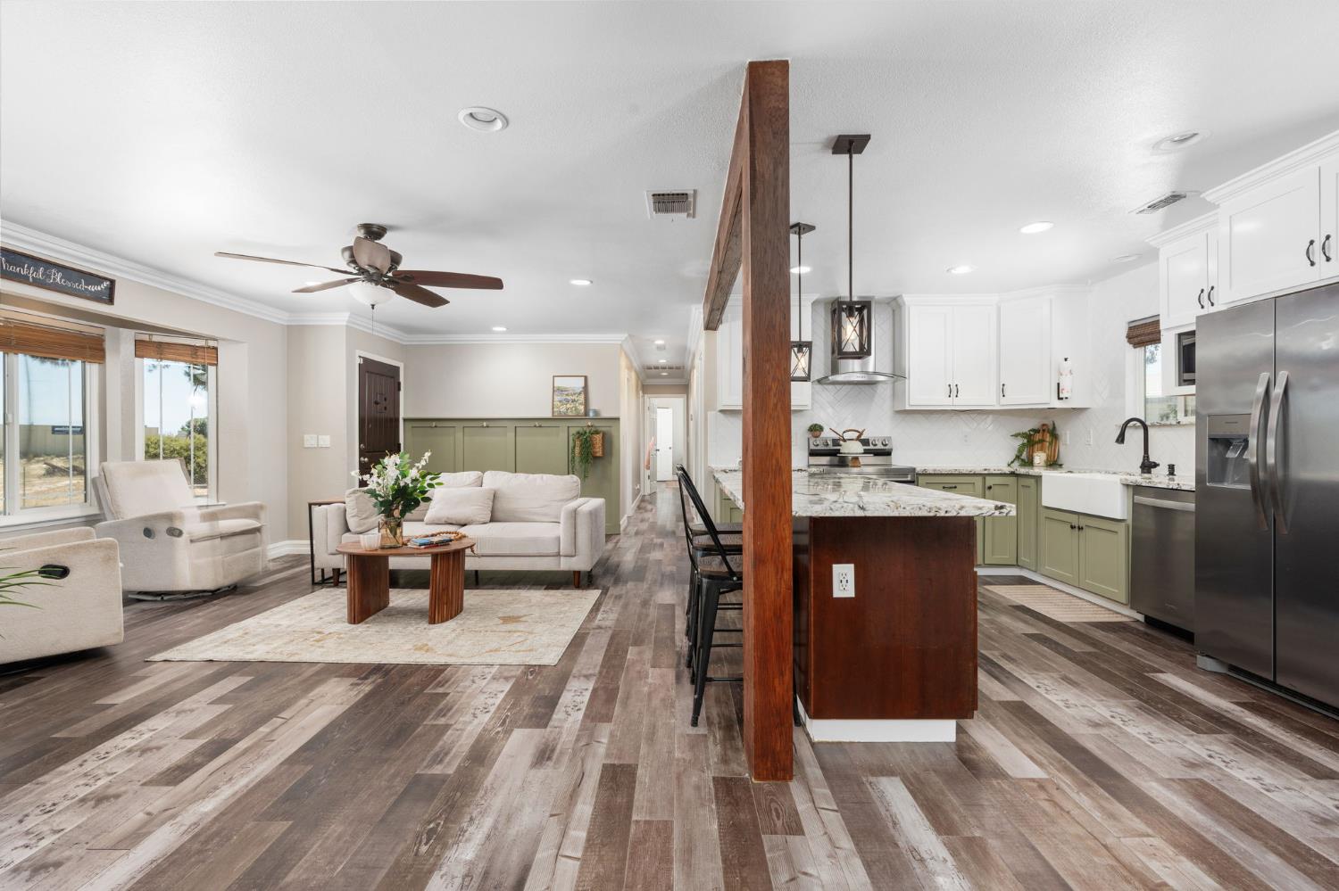 35640 John Albert Dr, Madera, CA 93636
