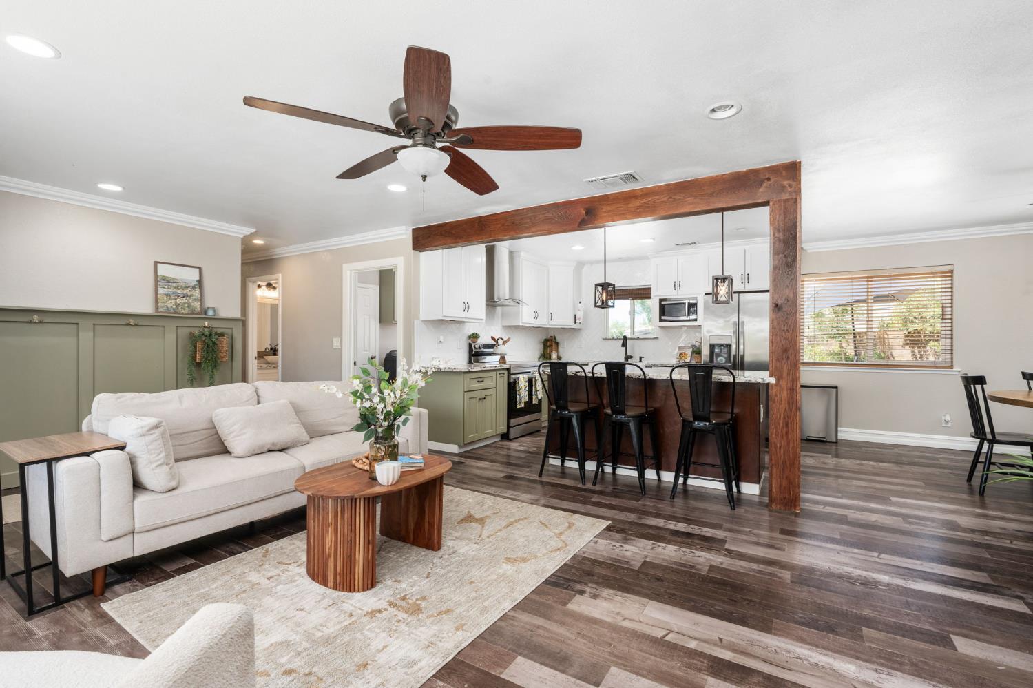 35640 John Albert Dr, Madera, CA 93636