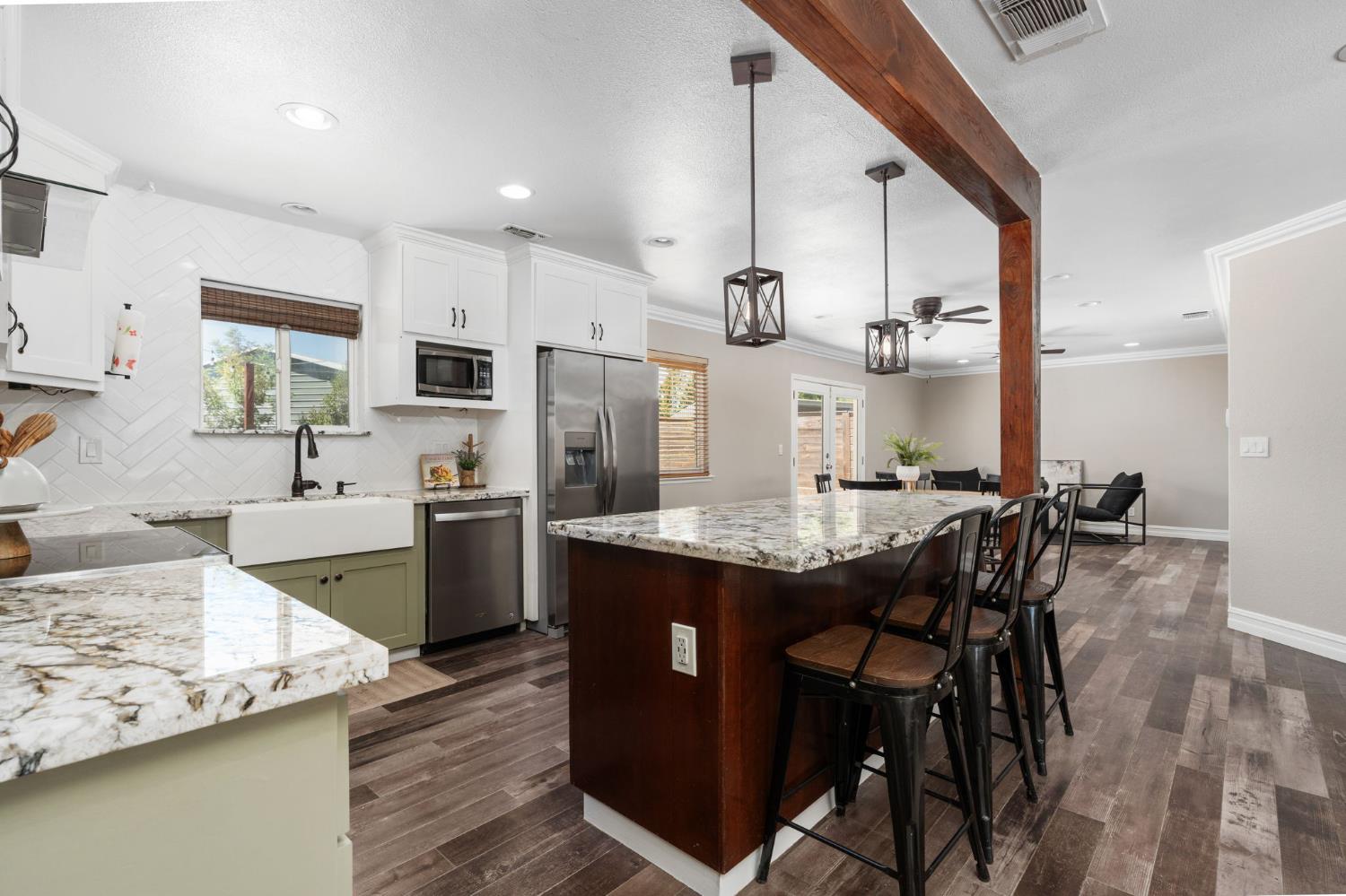 35640 John Albert Dr, Madera, CA 93636