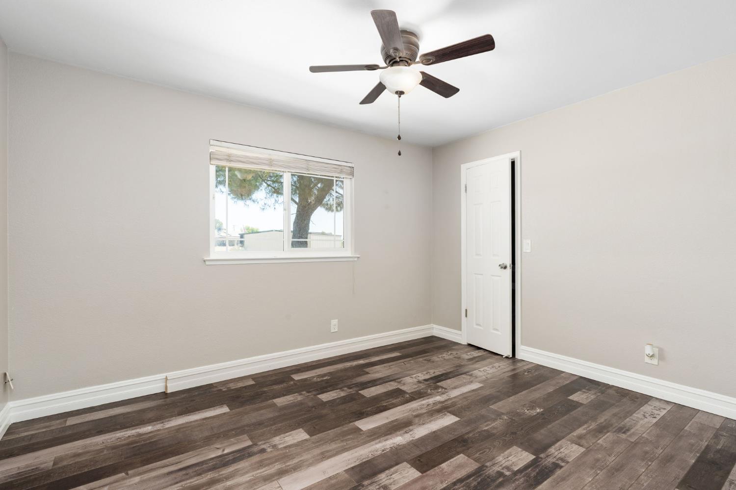 35640 John Albert Dr, Madera, CA 93636