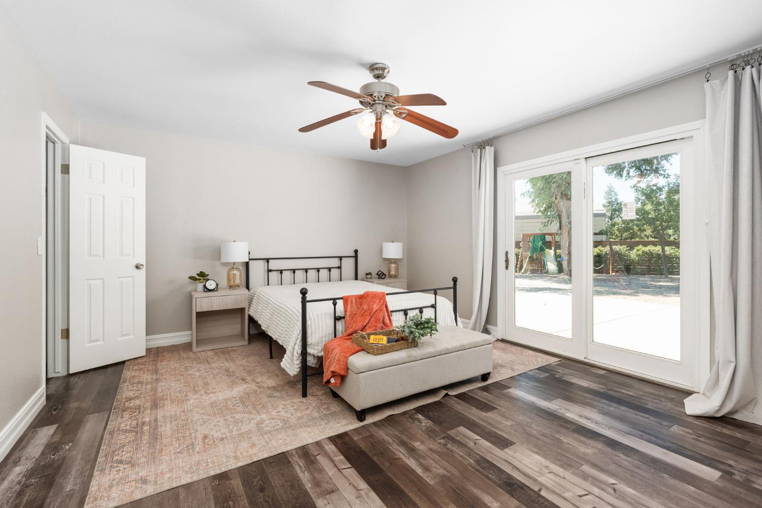 35640 John Albert Dr, Madera, CA 93636
