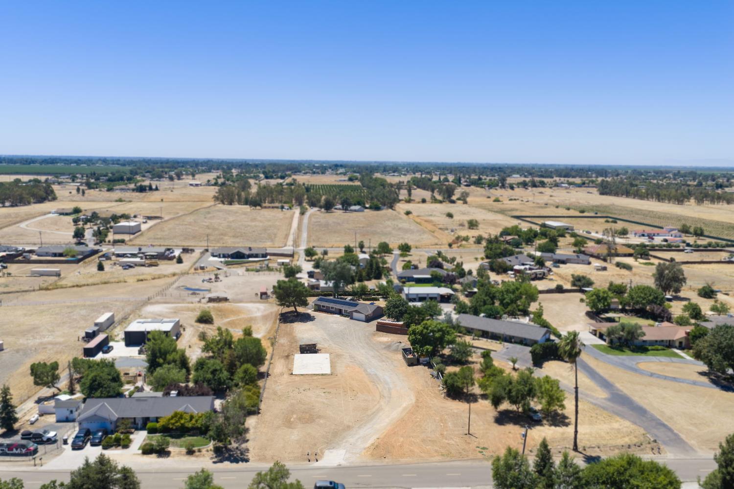 35640 John Albert Dr, Madera, CA 93636