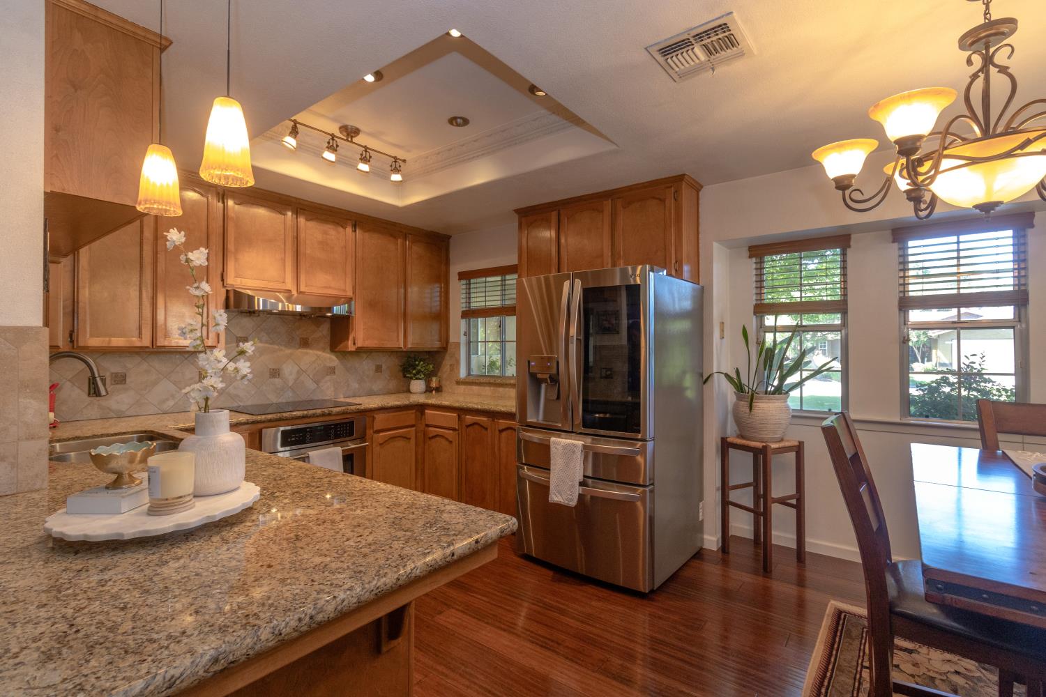 5462 W Sample Ave, Fresno, CA 93722