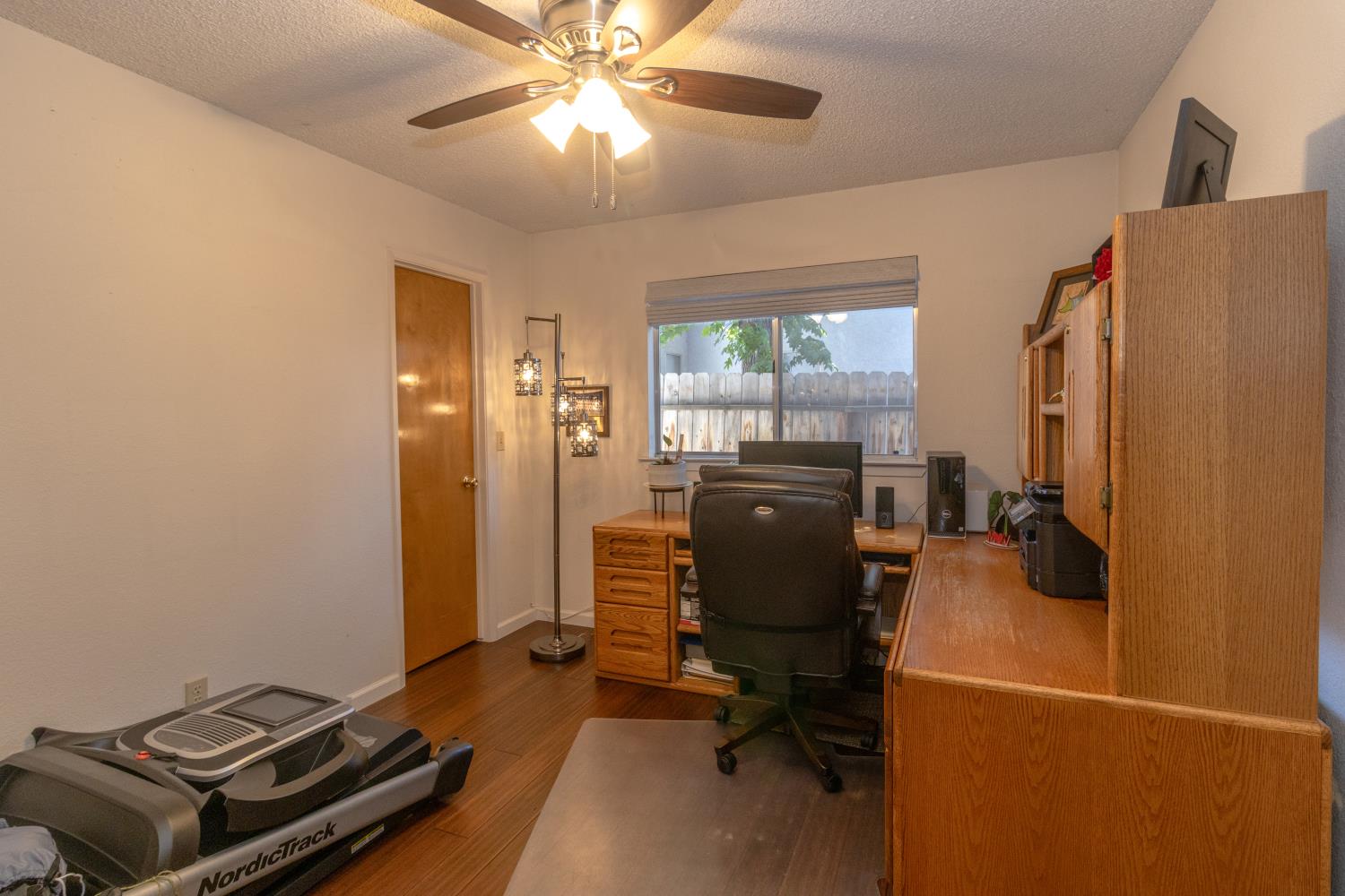 5462 W Sample Ave, Fresno, CA 93722
