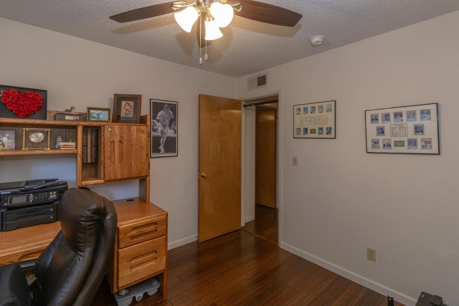 5462 W Sample Ave, Fresno, CA 93722