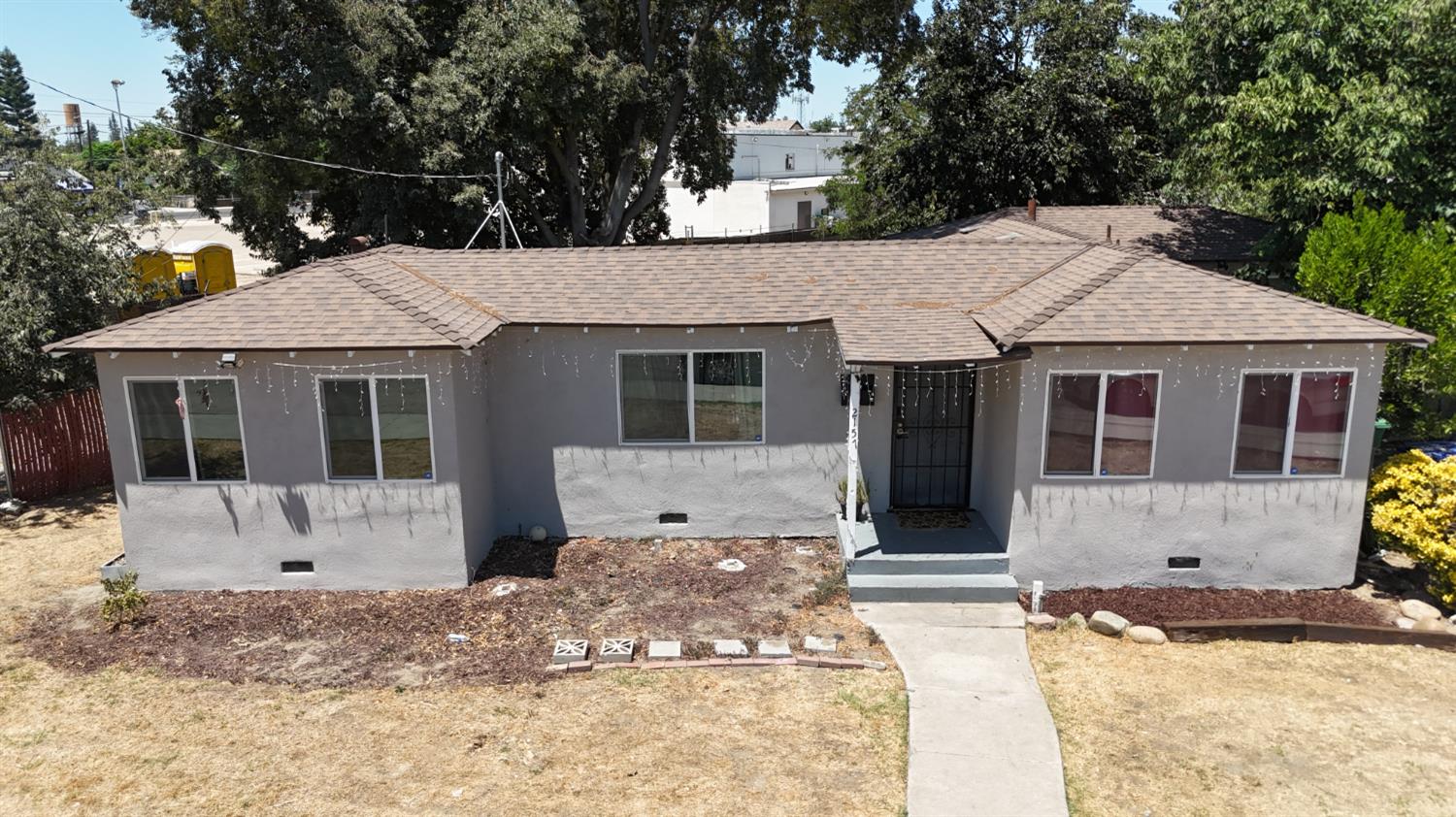 2157 Locust st, Selma, CA 93662