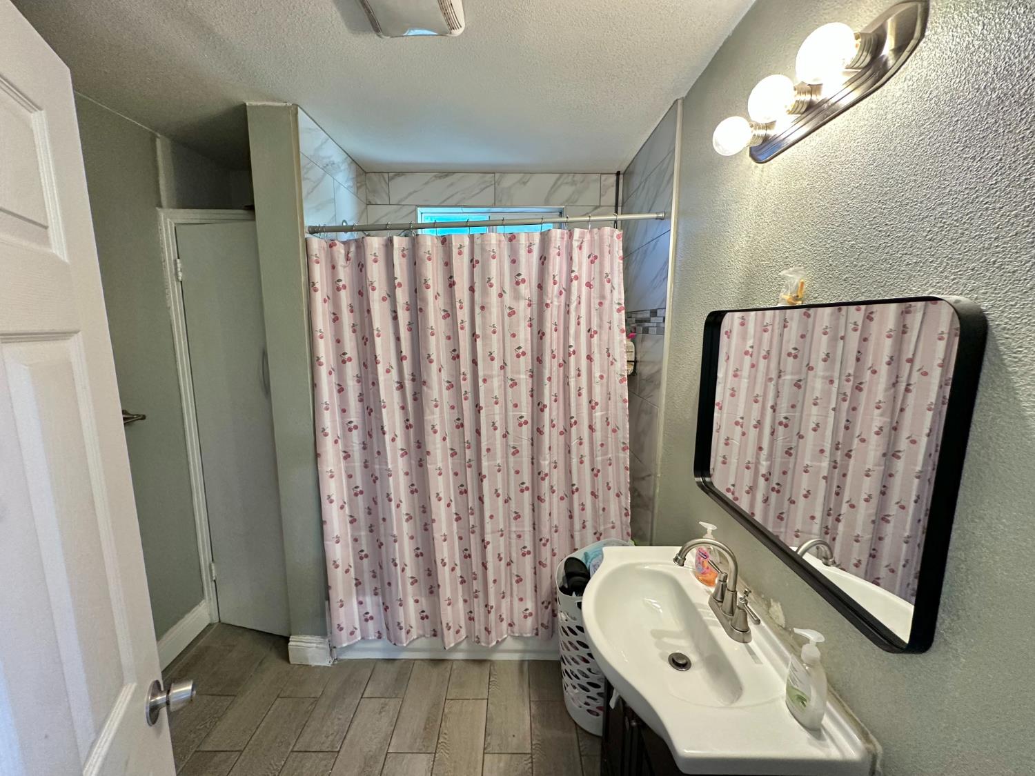 2157 Locust st, Selma, CA 93662