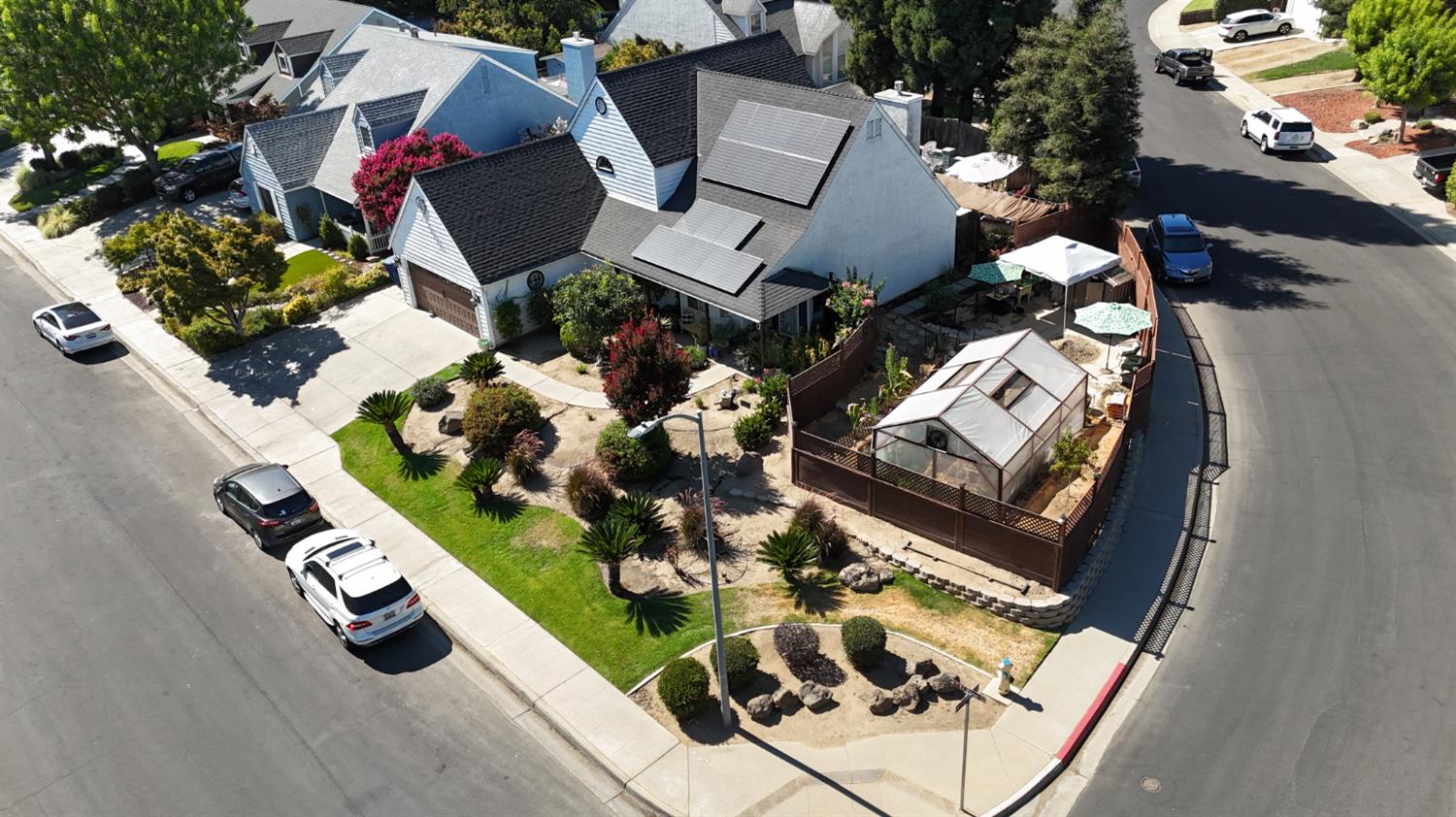 581 W El Paso Ave, Clovis, CA 93611