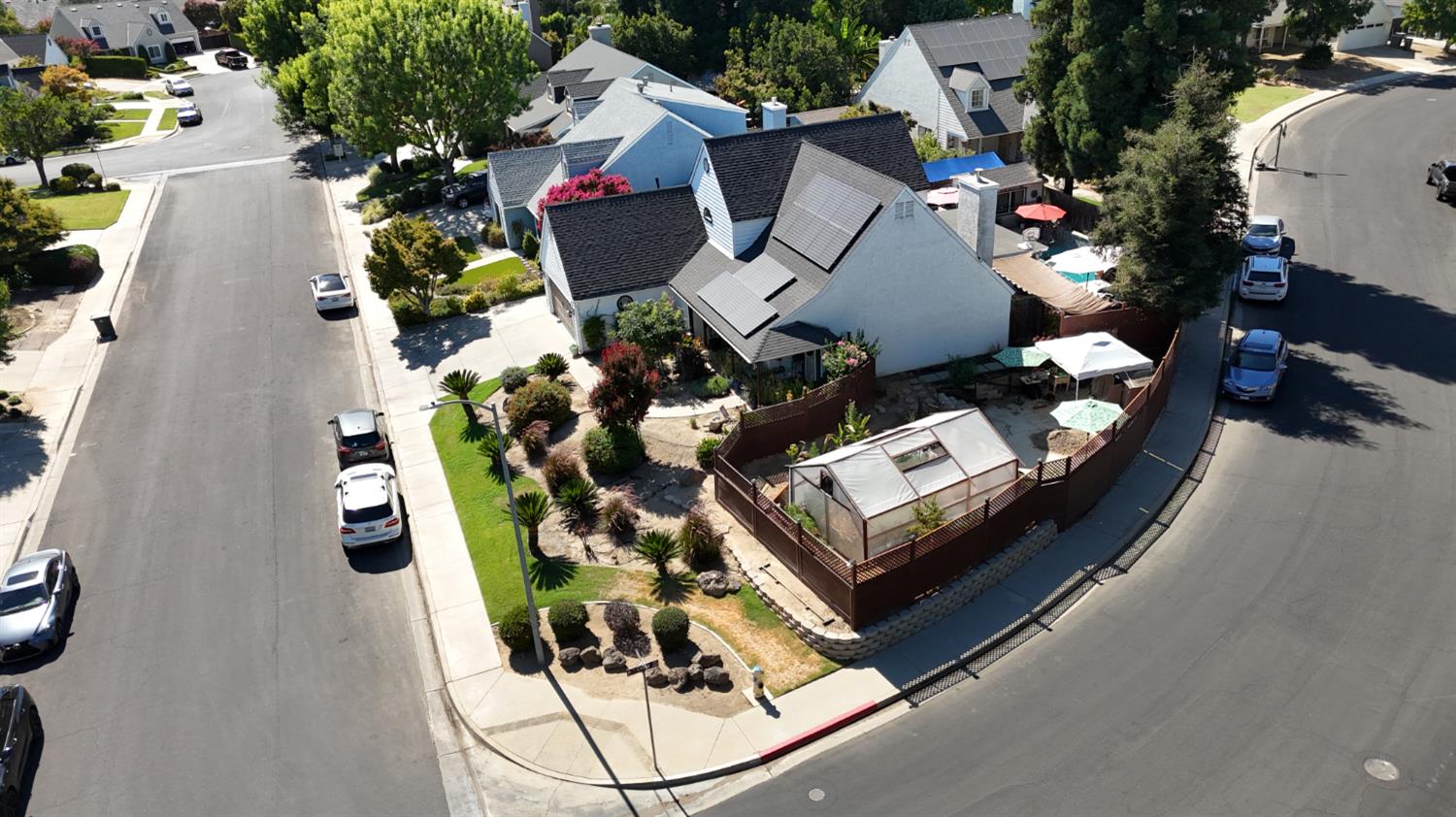 581 W El Paso Ave, Clovis, CA 93611