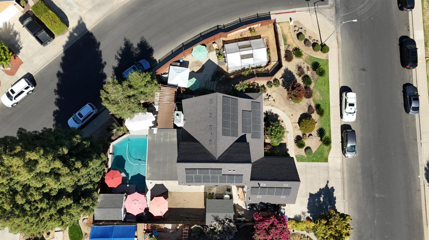 581 W El Paso Ave, Clovis, CA 93611