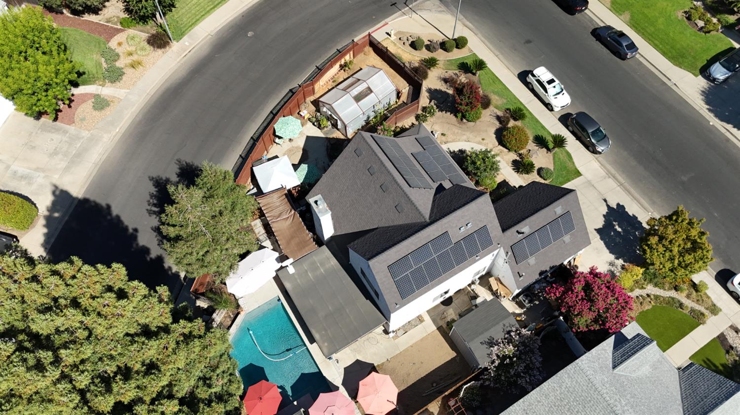 581 W El Paso Ave, Clovis, CA 93611