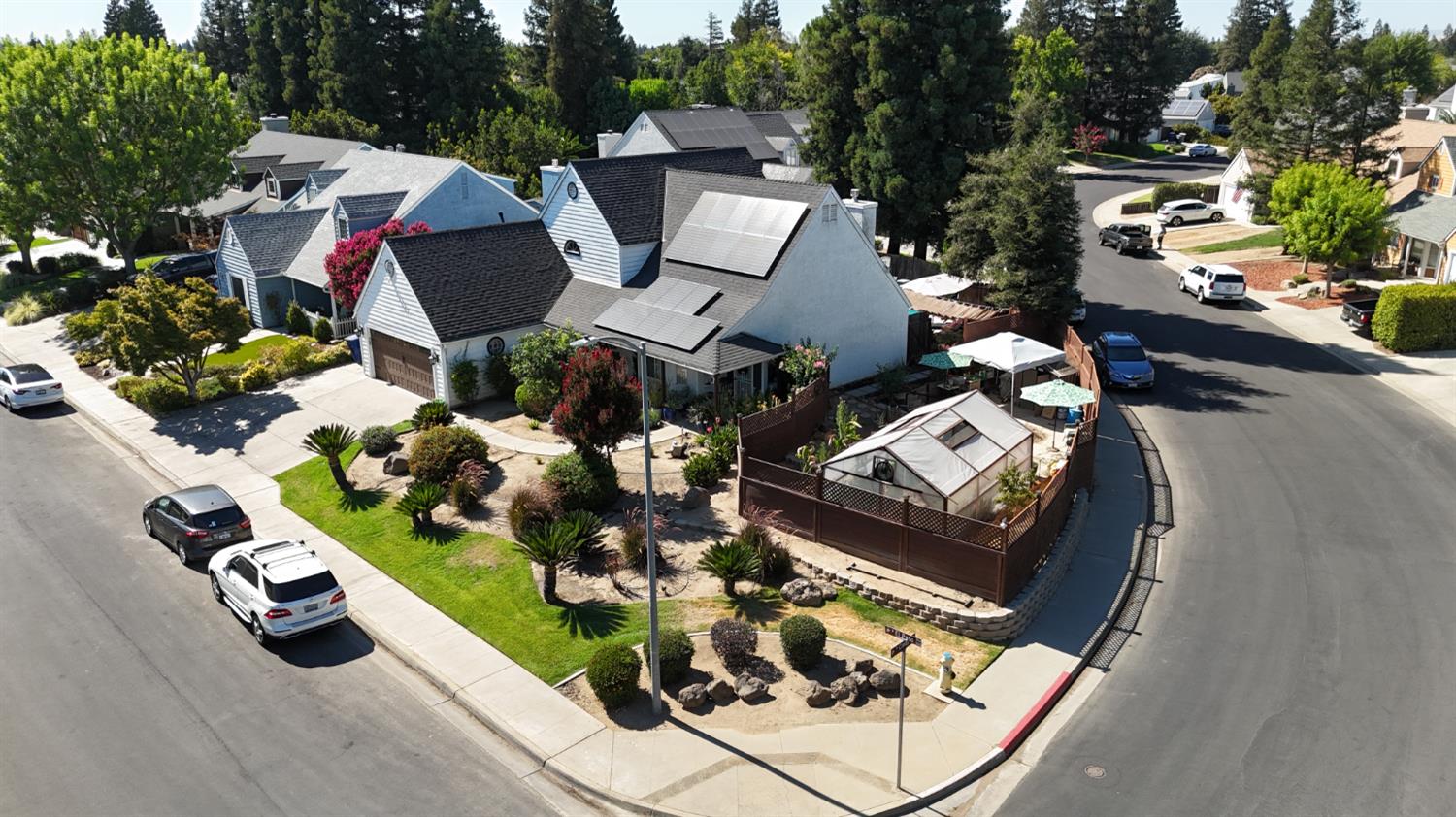 581 W El Paso Ave, Clovis, CA 93611