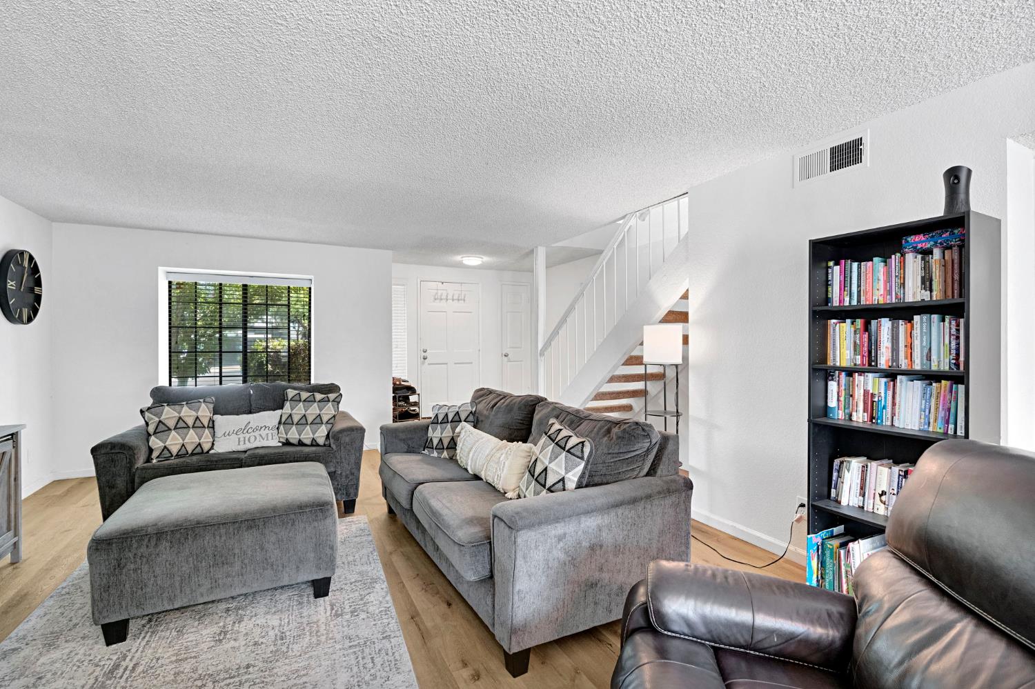 4860 N Woodrow Ave #123, Fresno, CA 93726