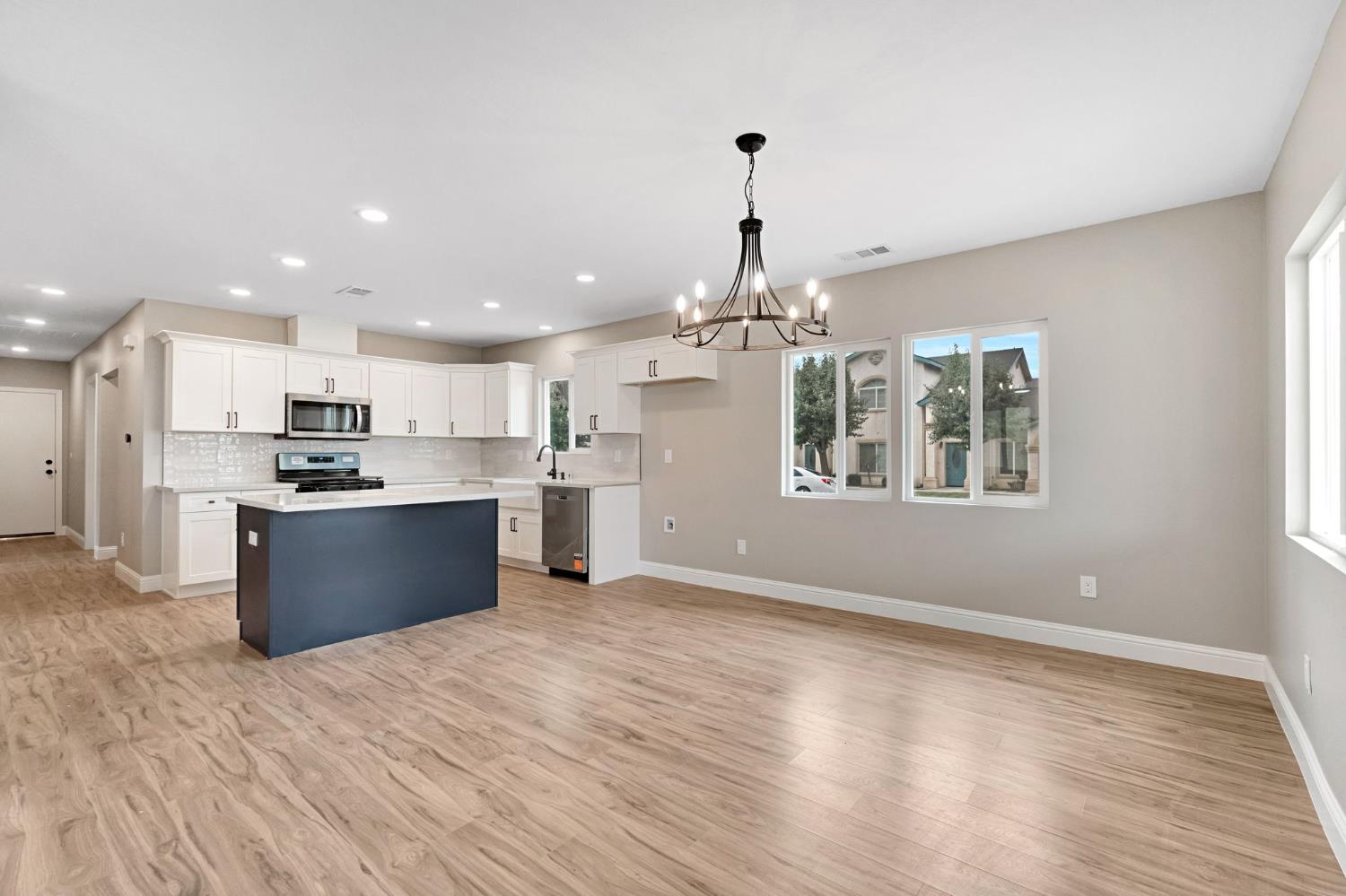 521 Humboldt Ave, Chowchilla, CA 93610