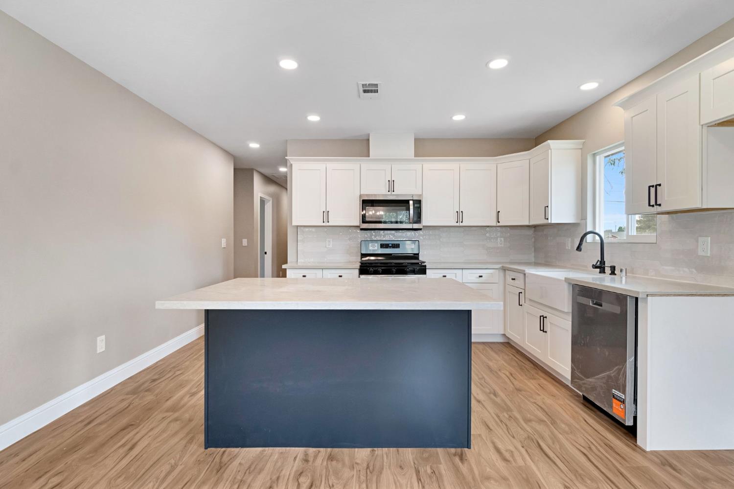 521 Humboldt Ave, Chowchilla, CA 93610