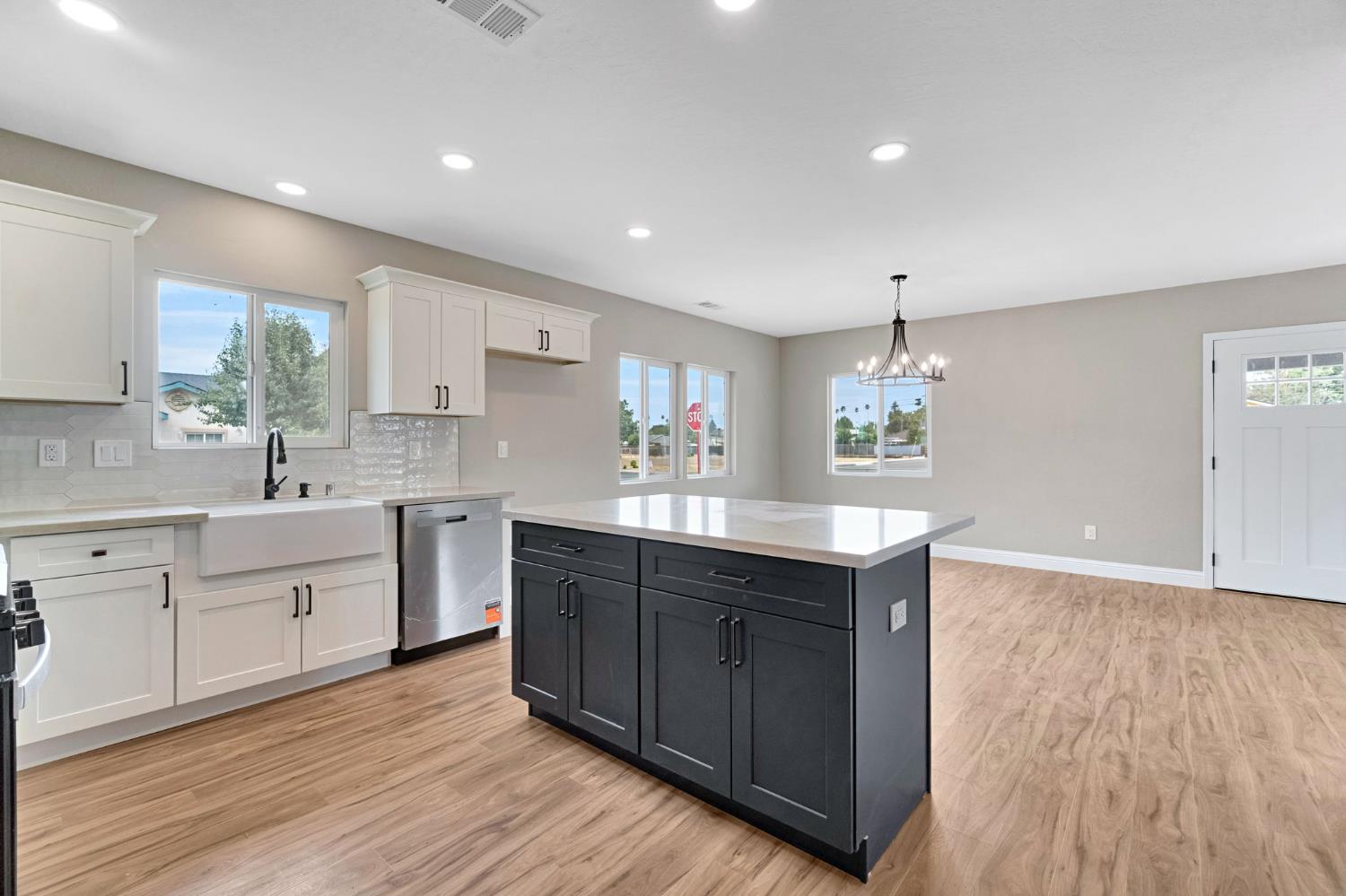 521 Humboldt Ave, Chowchilla, CA 93610