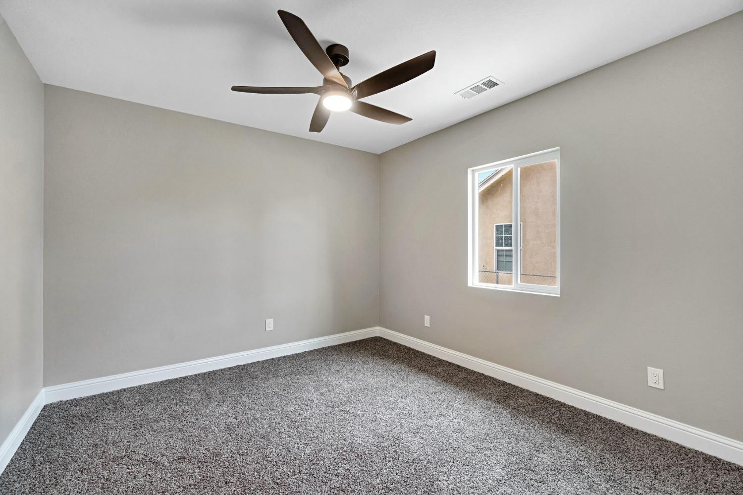 521 Humboldt Ave, Chowchilla, CA 93610