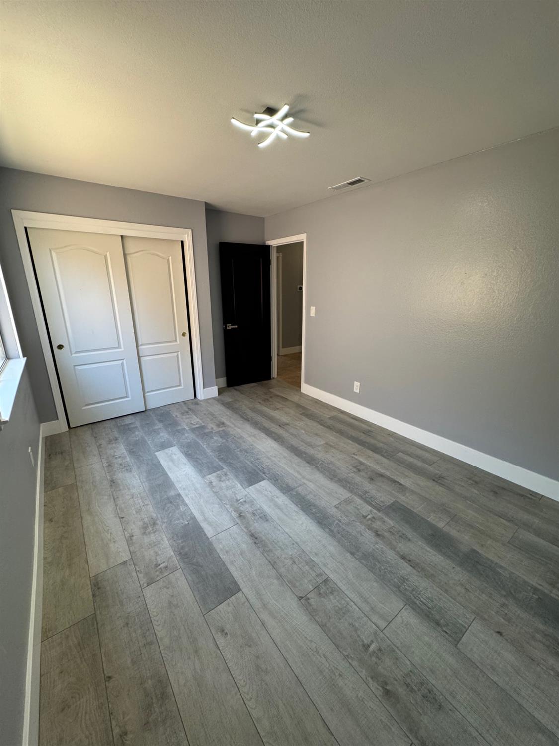 2505 Stuart Ave, Clovis, CA 93611
