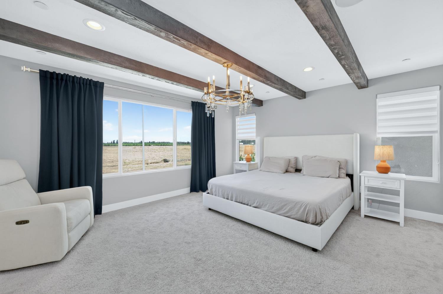 3853 Morris Ave, Clovis, CA 93619