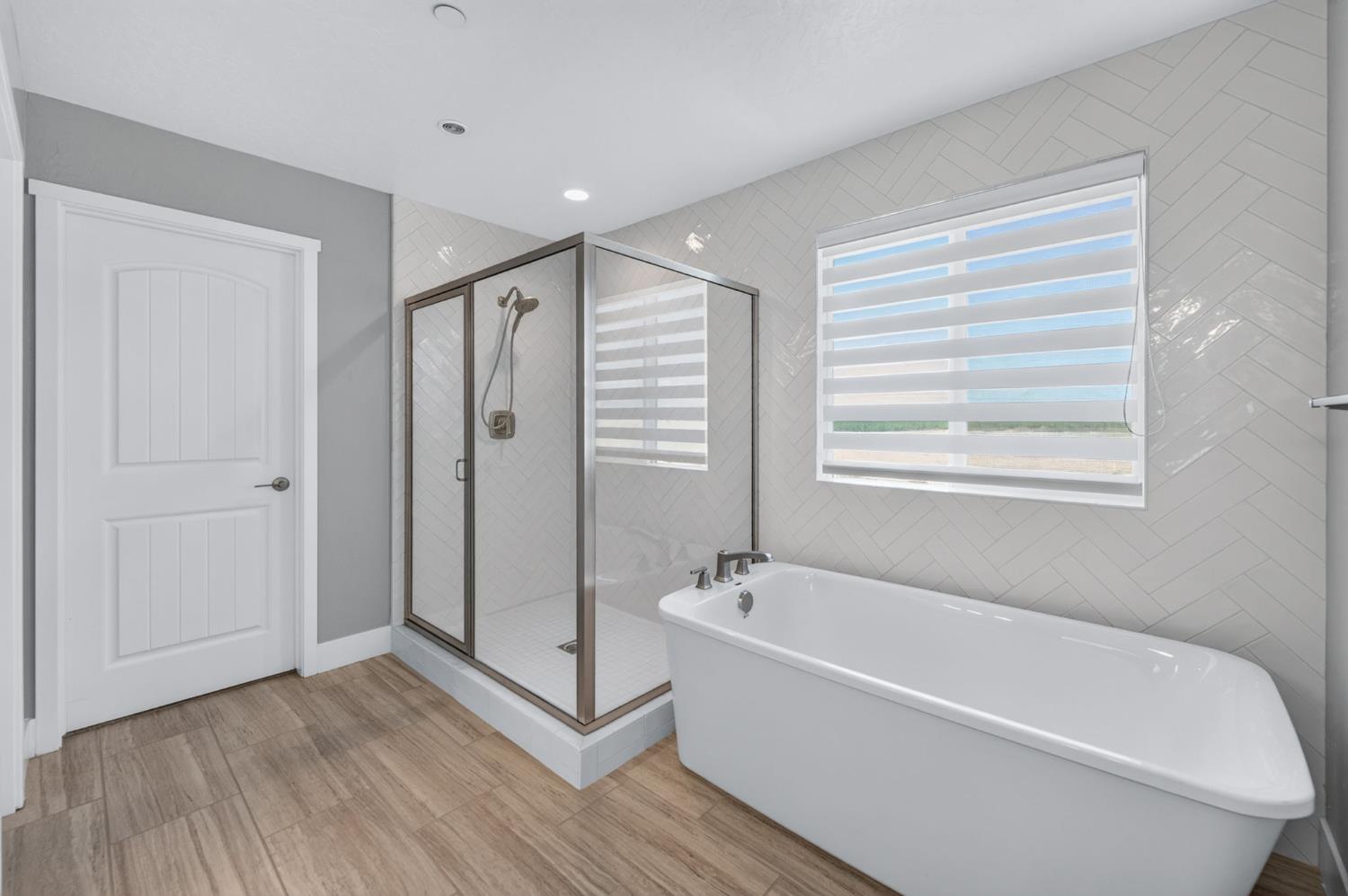 3853 Morris Ave, Clovis, CA 93619