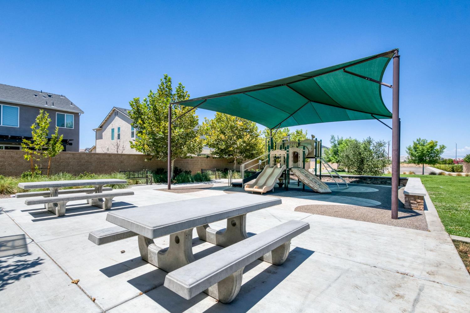 3853 Morris Ave, Clovis, CA 93619