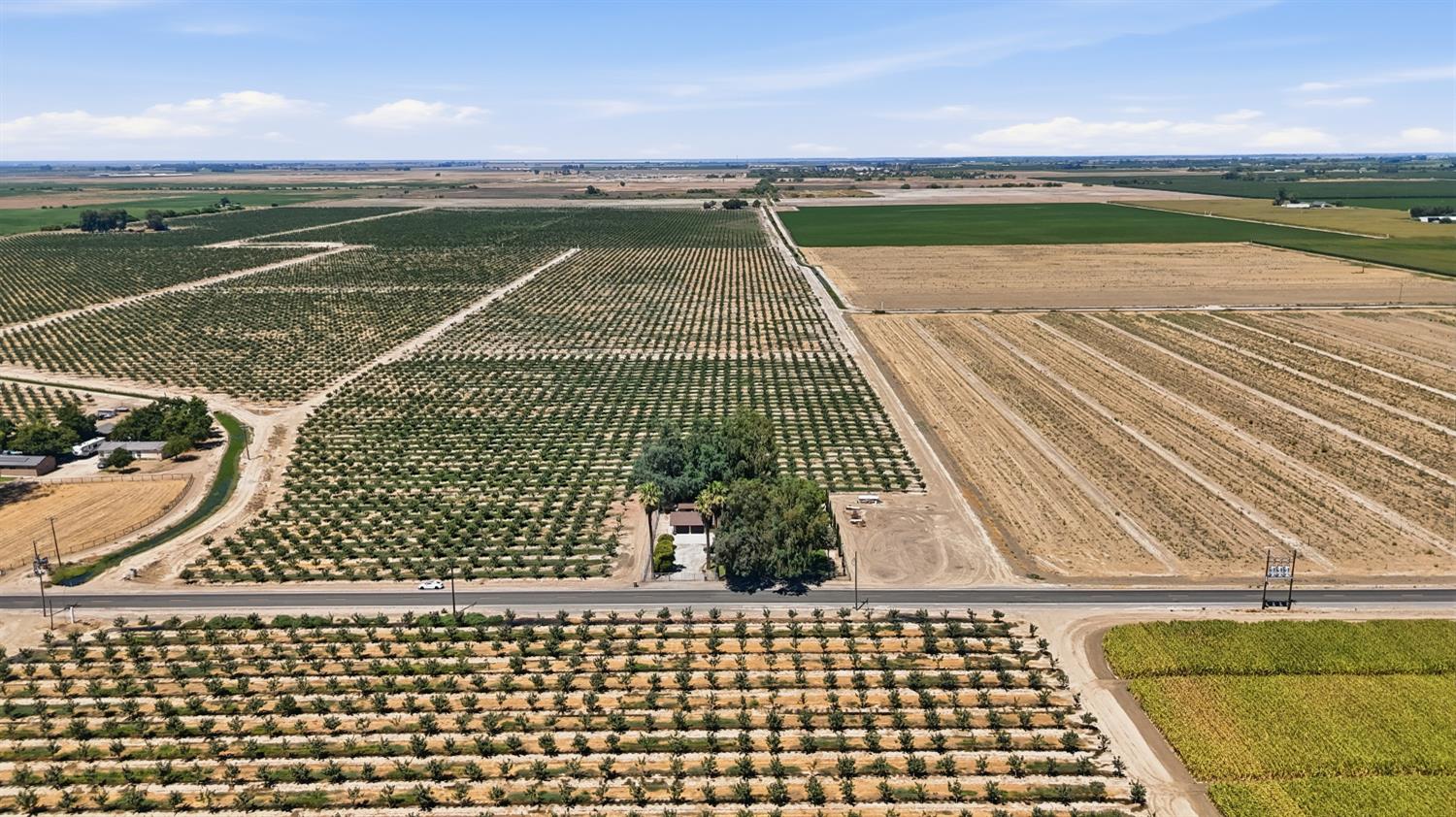 16528 14th Ave, Hanford, CA 93230