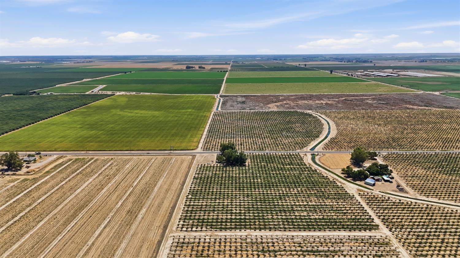 16528 14th Ave, Hanford, CA 93230