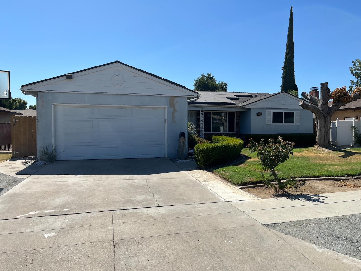 4463 N Meridian Ave, Fresno, CA 93726