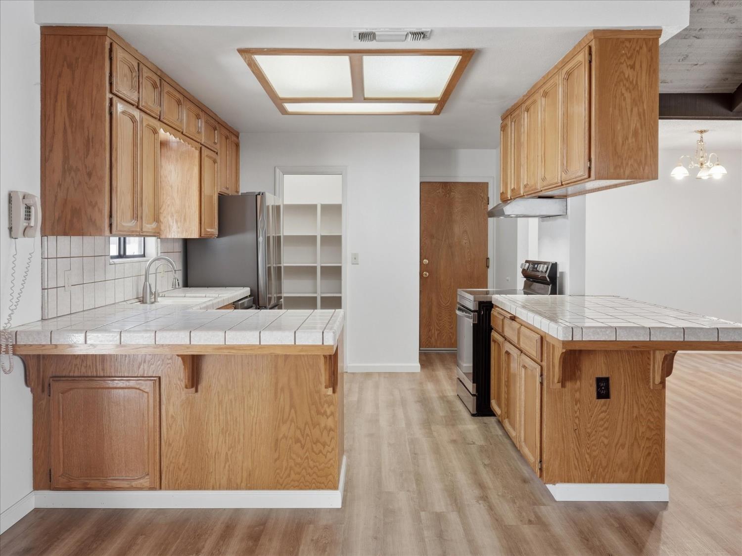 37912 China Creek Rd, Oakhurst, CA 93644