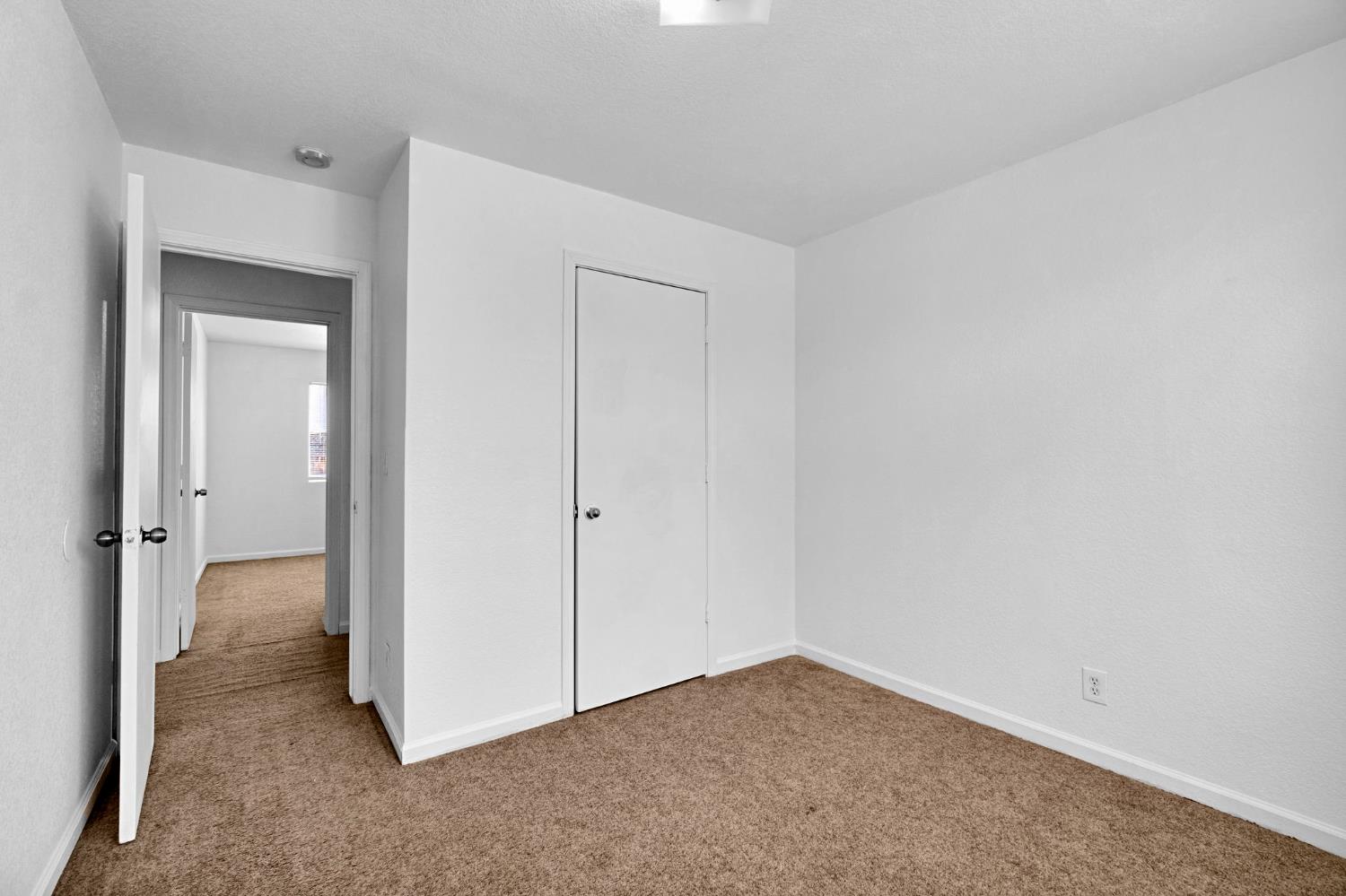 472 W Spruce Ave, Pinedale, CA 93650