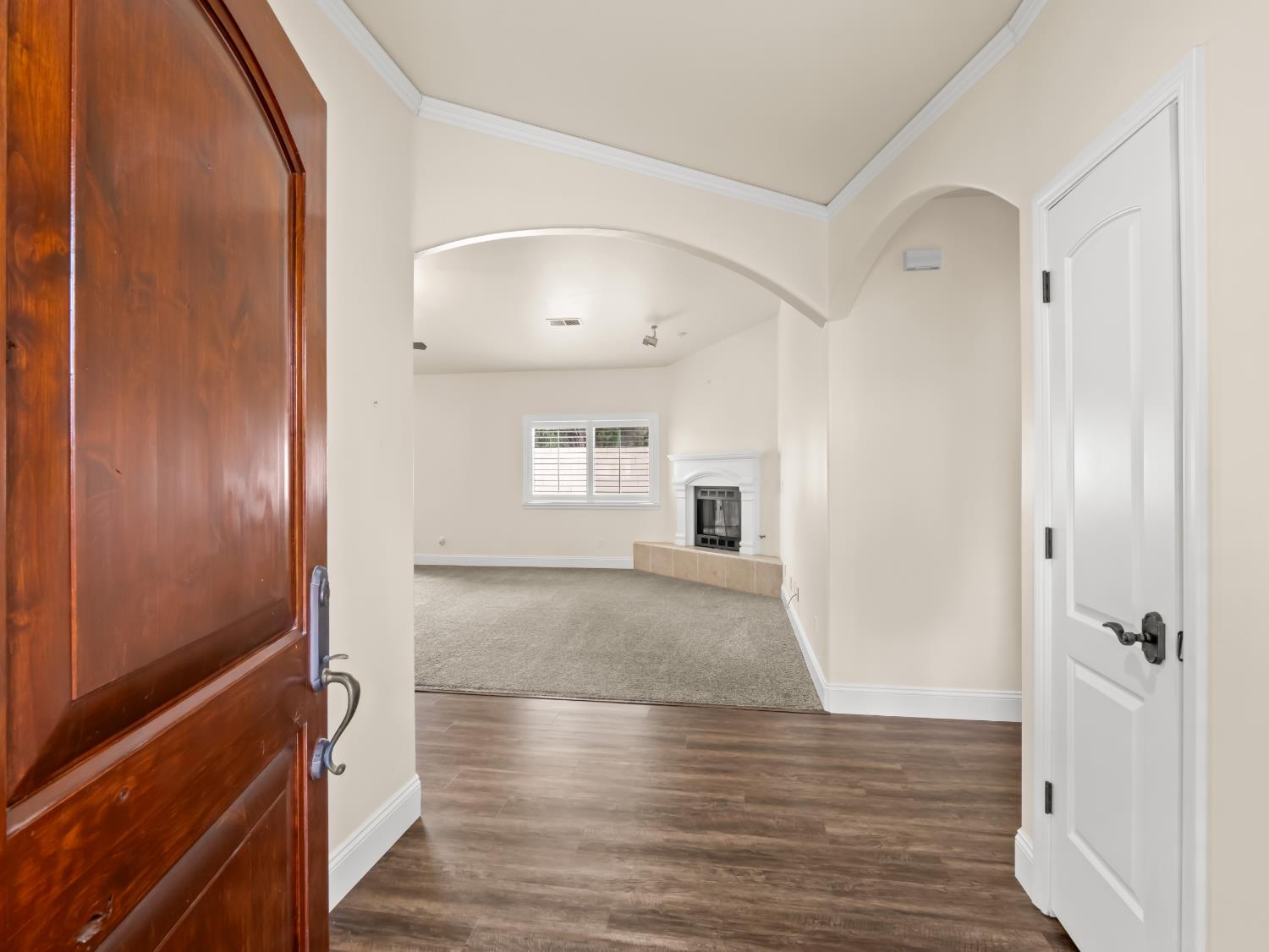 6458 N Warren Ave, Fresno, CA 93711