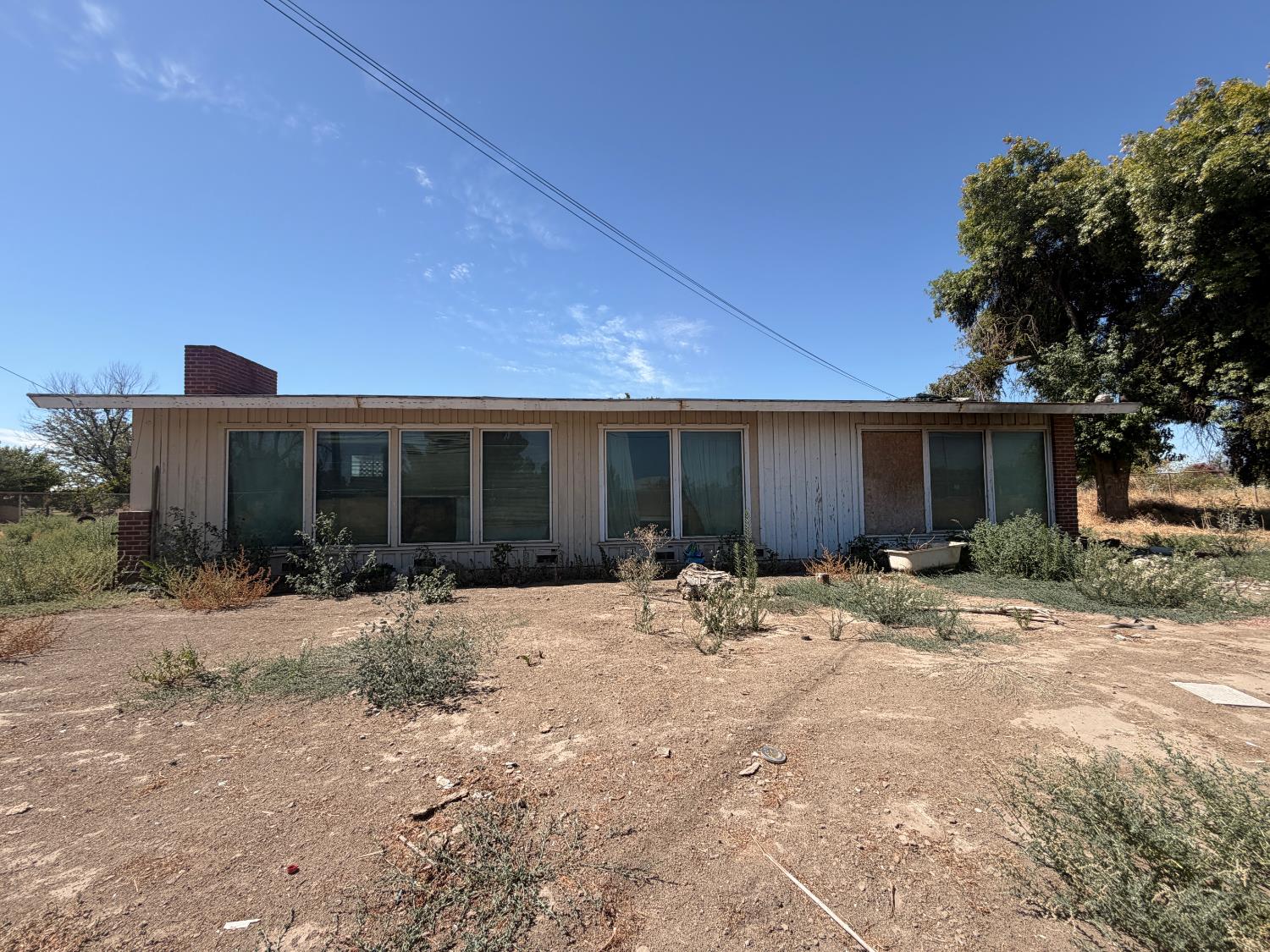 17577 Iona Ave, Lemoore, CA 93245