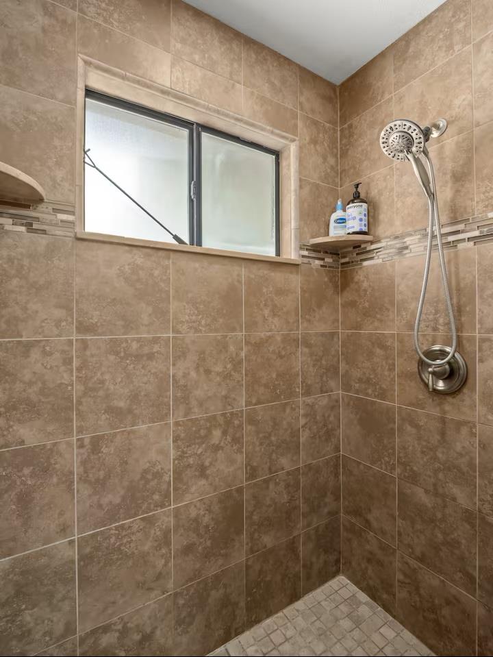 42339 Lulang Ln, Ahwahnee, CA 93601