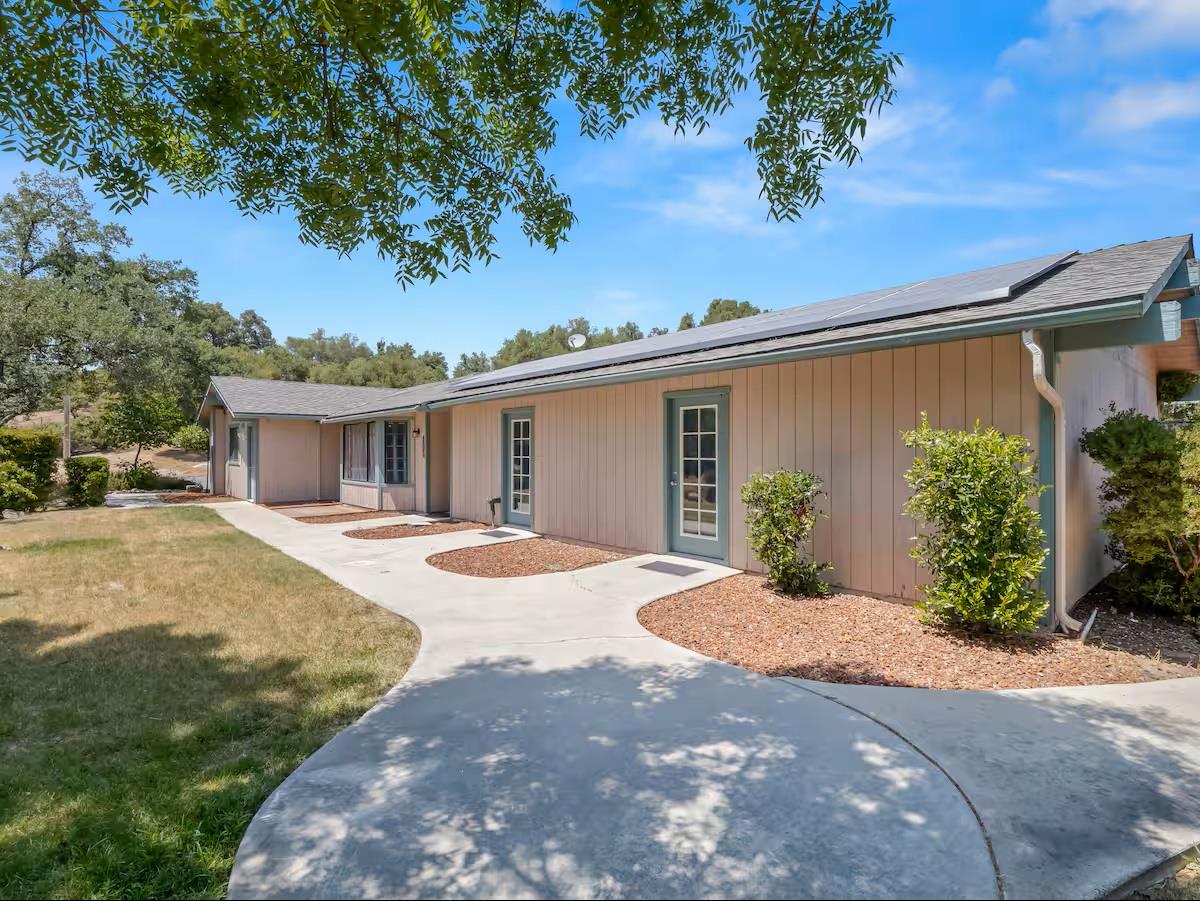42339 Lulang Ln, Ahwahnee, CA 93601