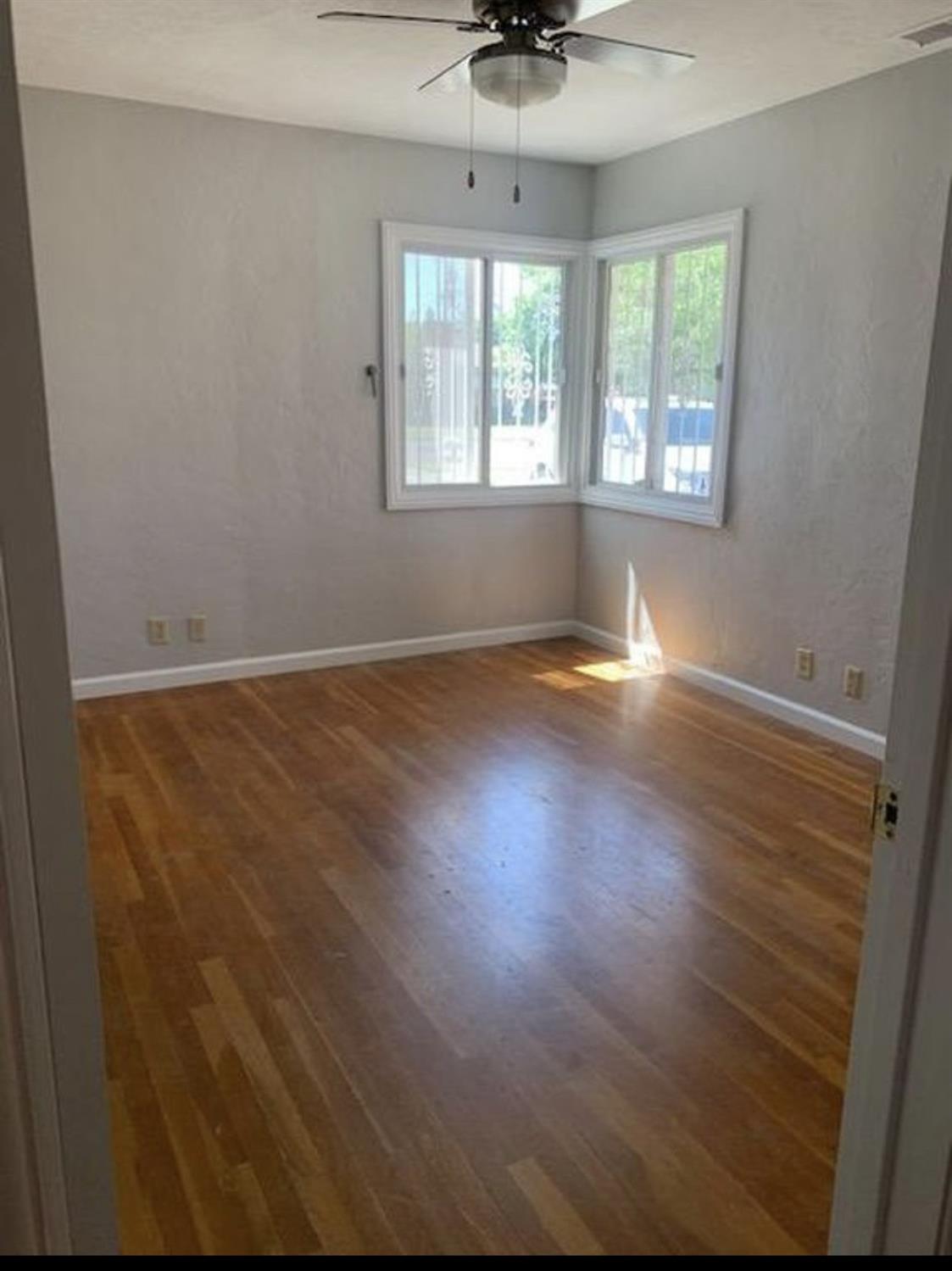 3139 N 7Th St, Fresno, CA 93703