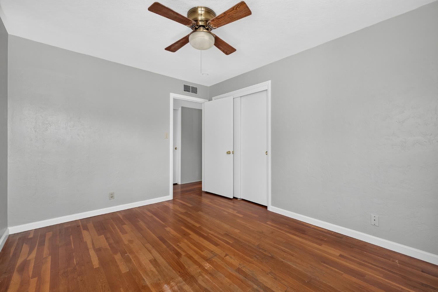 3139 N 7Th St, Fresno, CA 93703