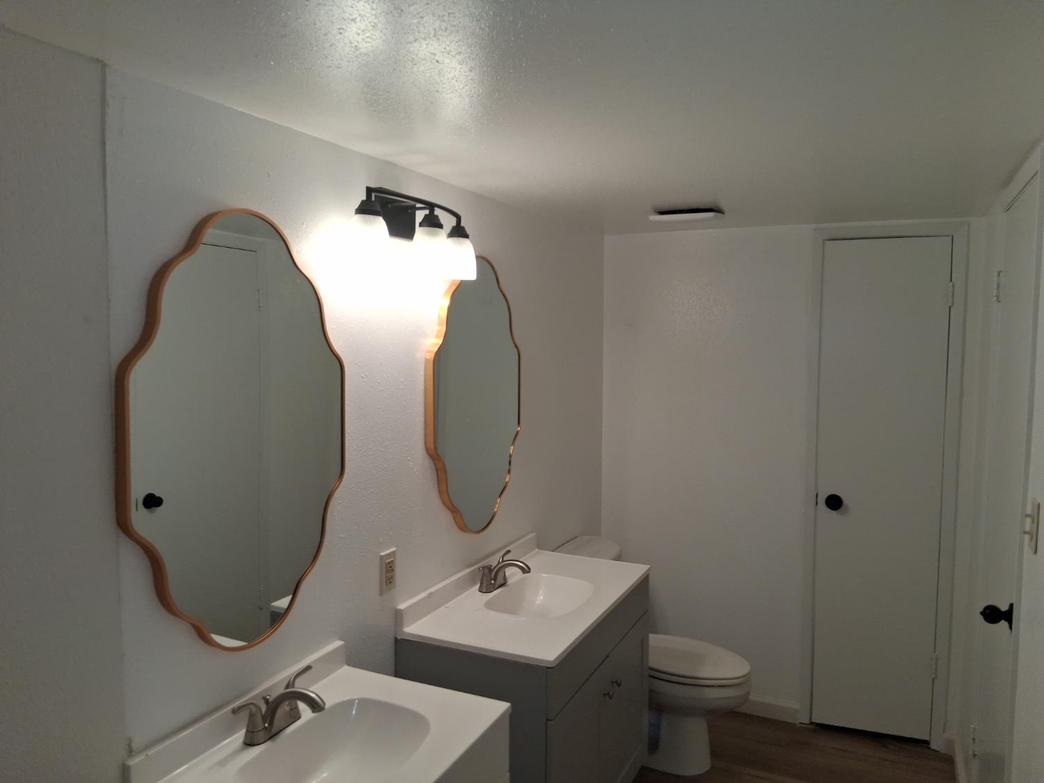 4136 N Thesta St #9, Fresno, CA 93726
