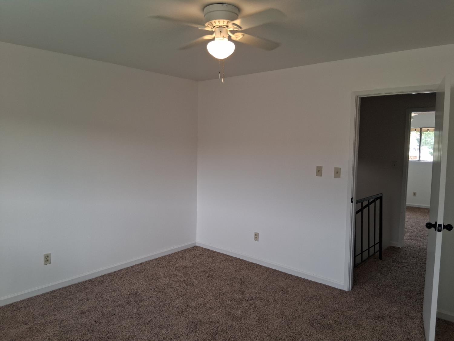 4136 N Thesta St #9, Fresno, CA 93726