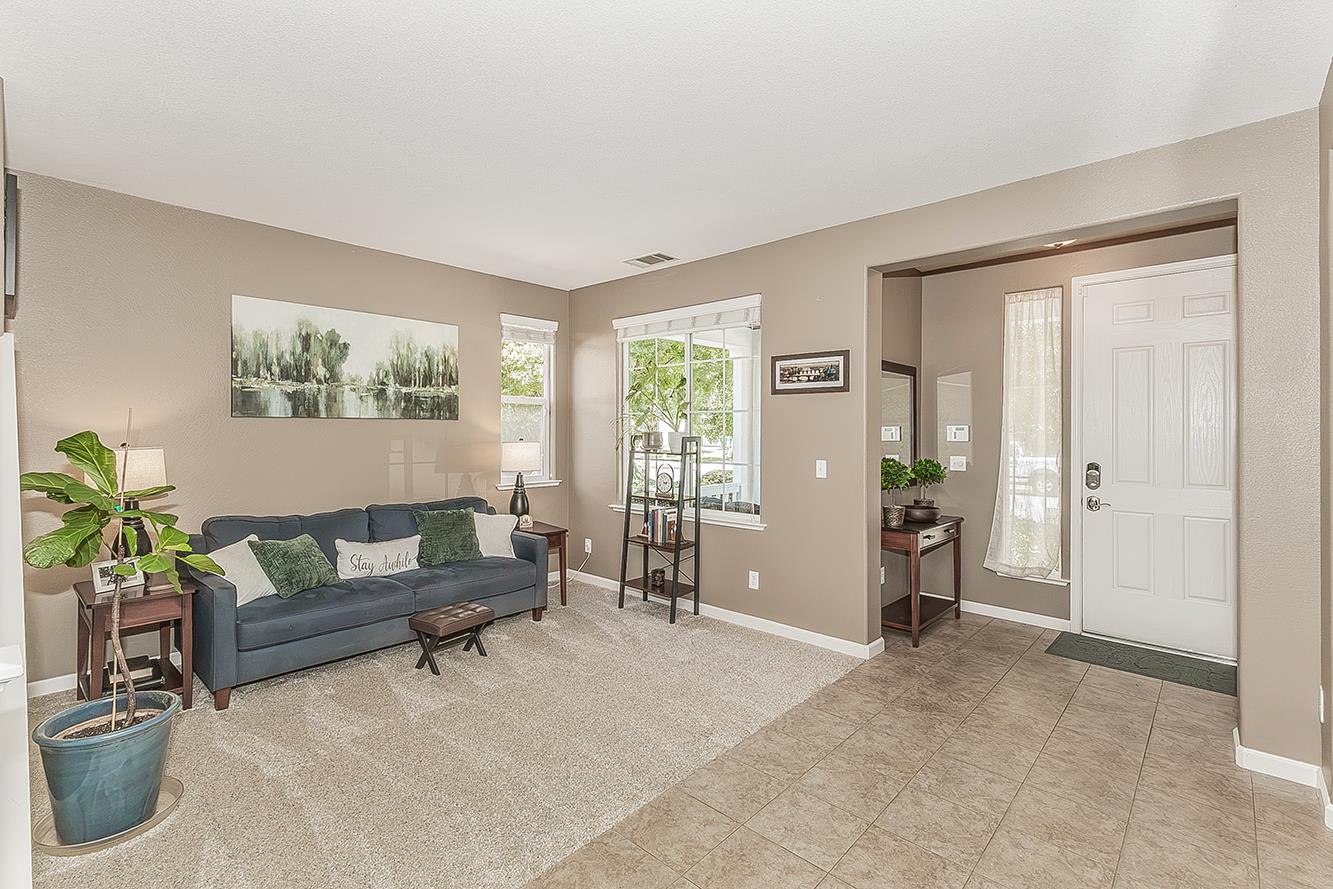 626 E Sierra Ave, Reedley, CA 93654