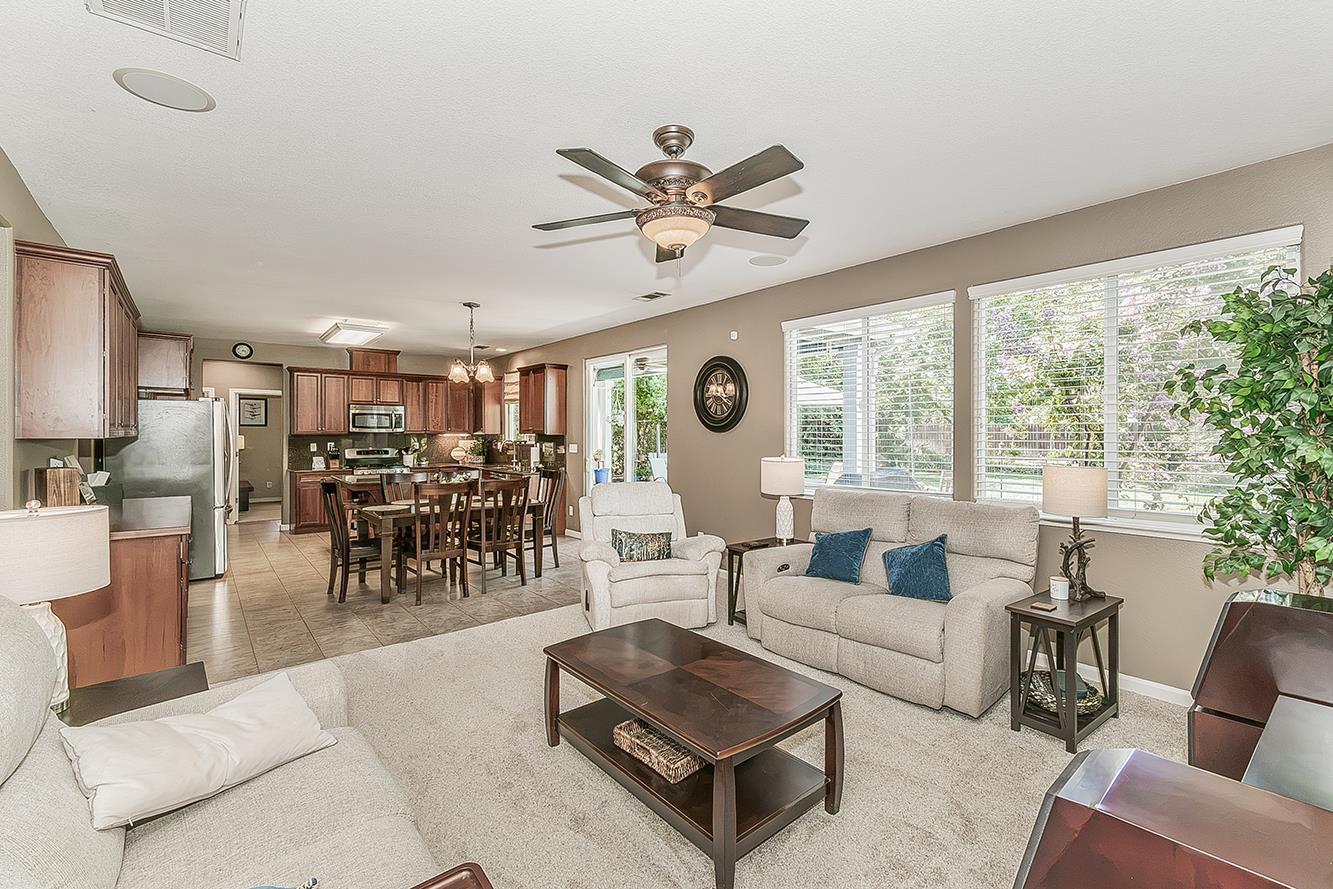 626 E Sierra Ave, Reedley, CA 93654