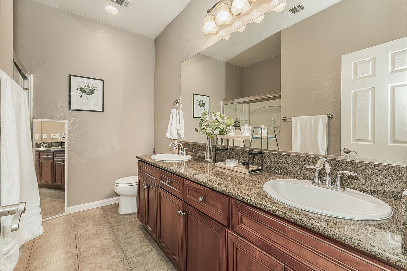 626 E Sierra Ave, Reedley, CA 93654