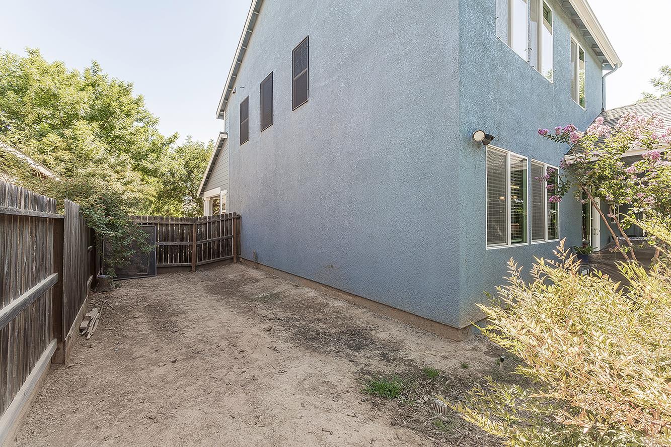 626 E Sierra Ave, Reedley, CA 93654