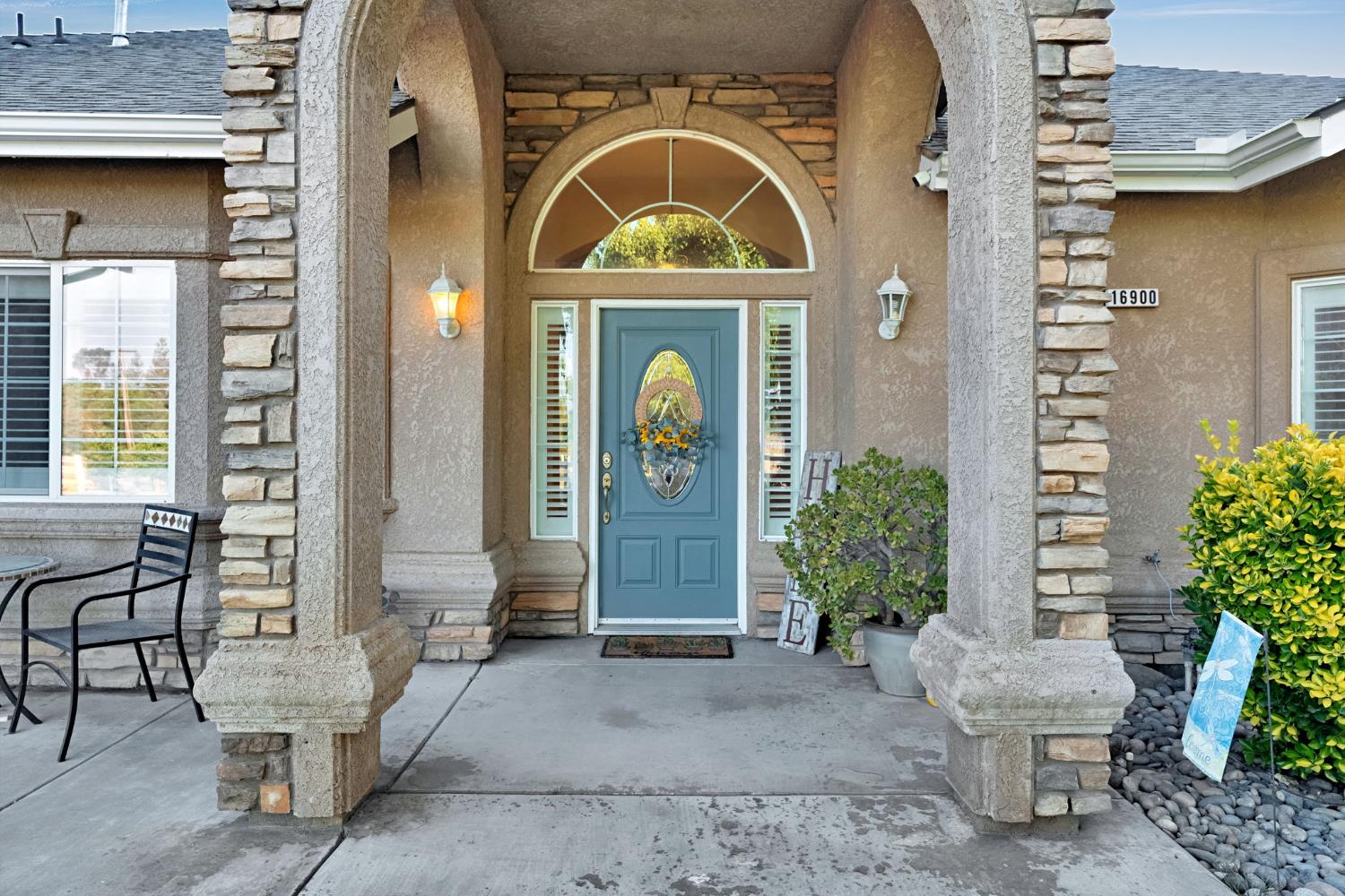 16900 Monreal Rd, Madera, CA 93636