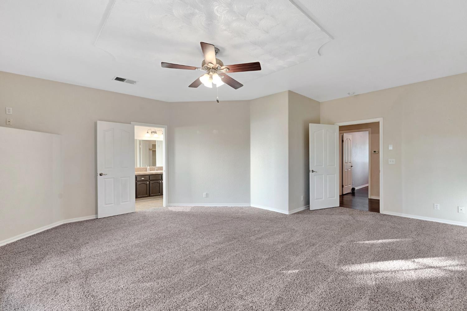 16900 Monreal Rd, Madera, CA 93636