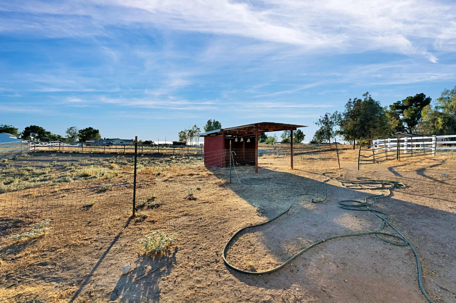 16900 Monreal Rd, Madera, CA 93636