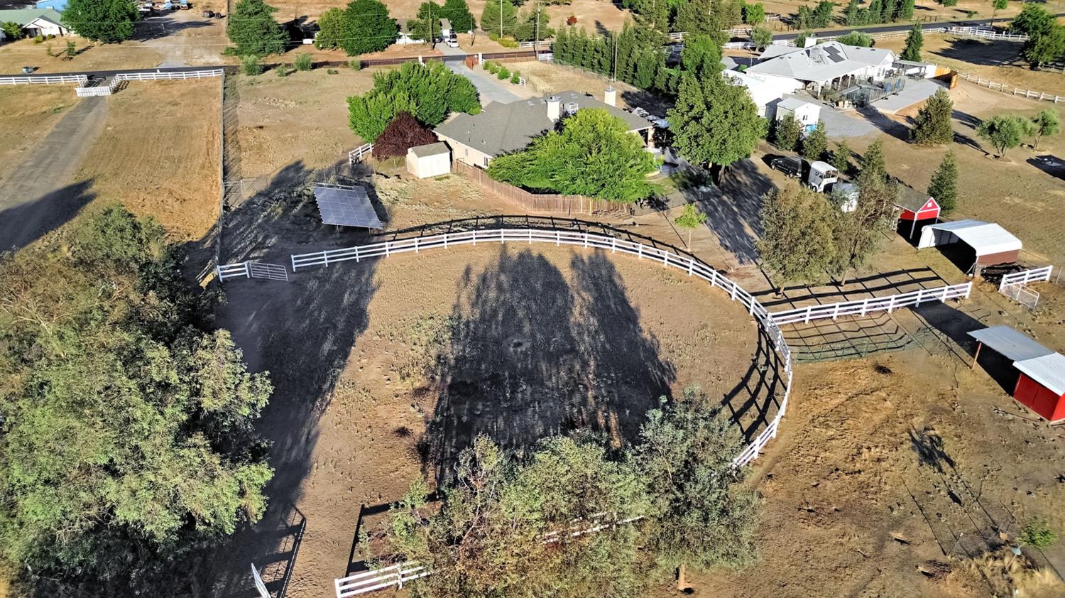 16900 Monreal Rd, Madera, CA 93636