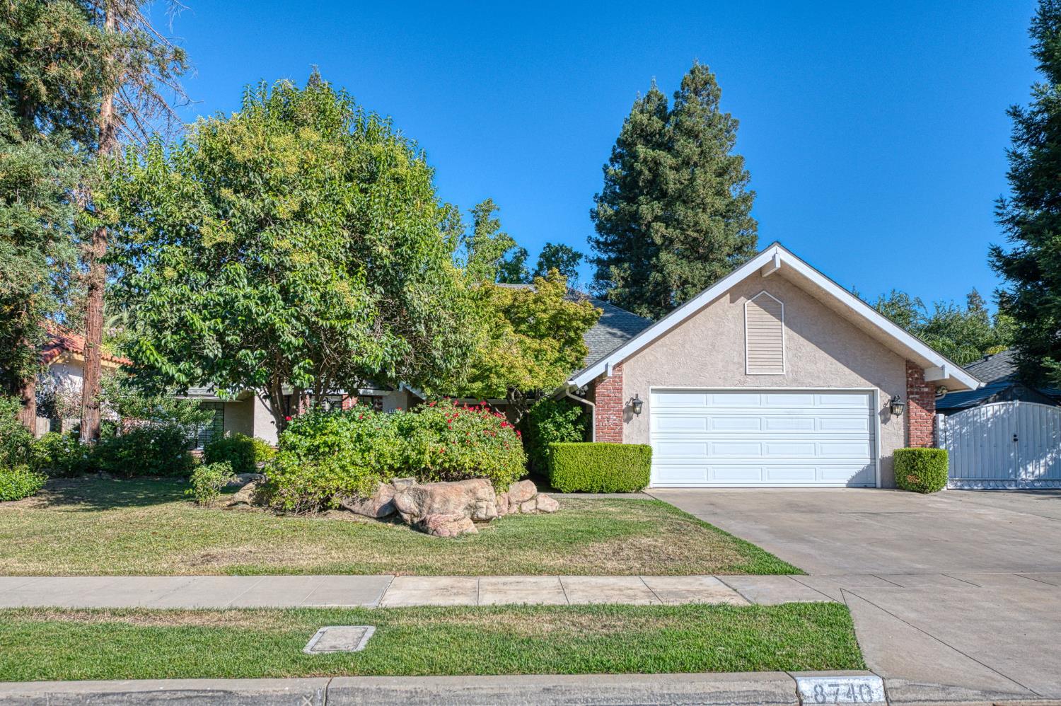8740 N Fuller Ave, Fresno, CA 93720