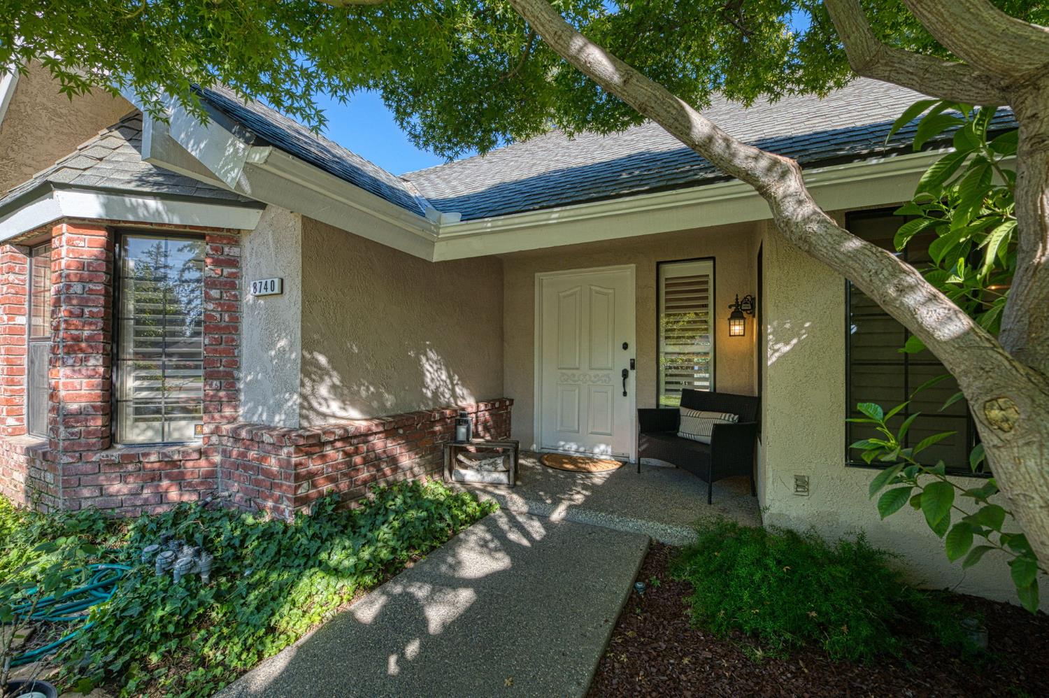 8740 N Fuller Ave, Fresno, CA 93720