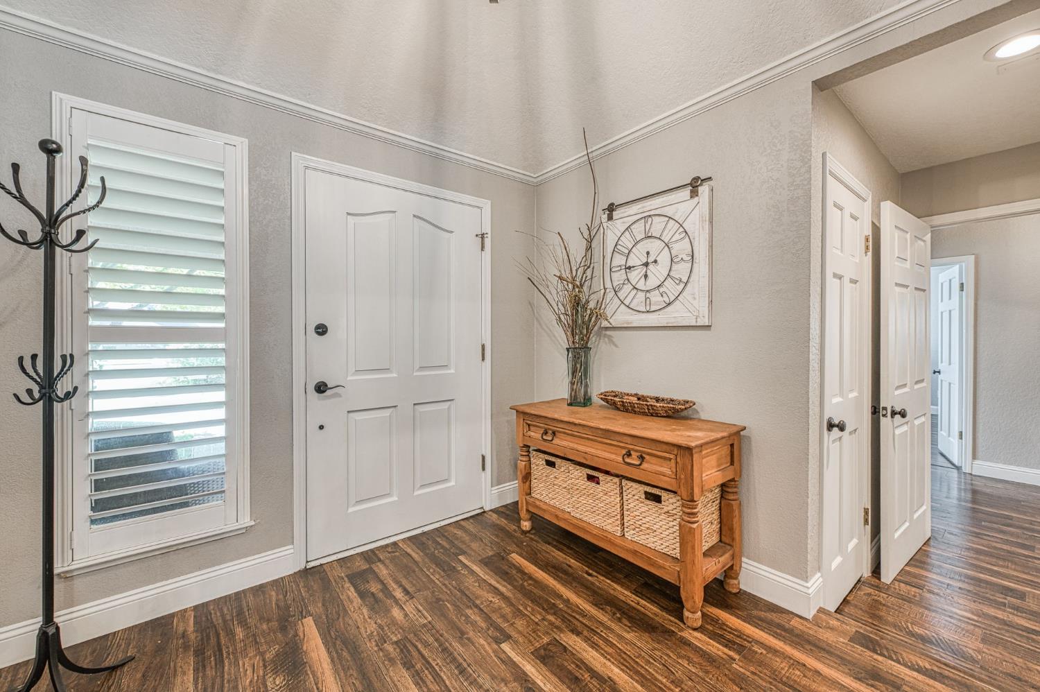 8740 N Fuller Ave, Fresno, CA 93720